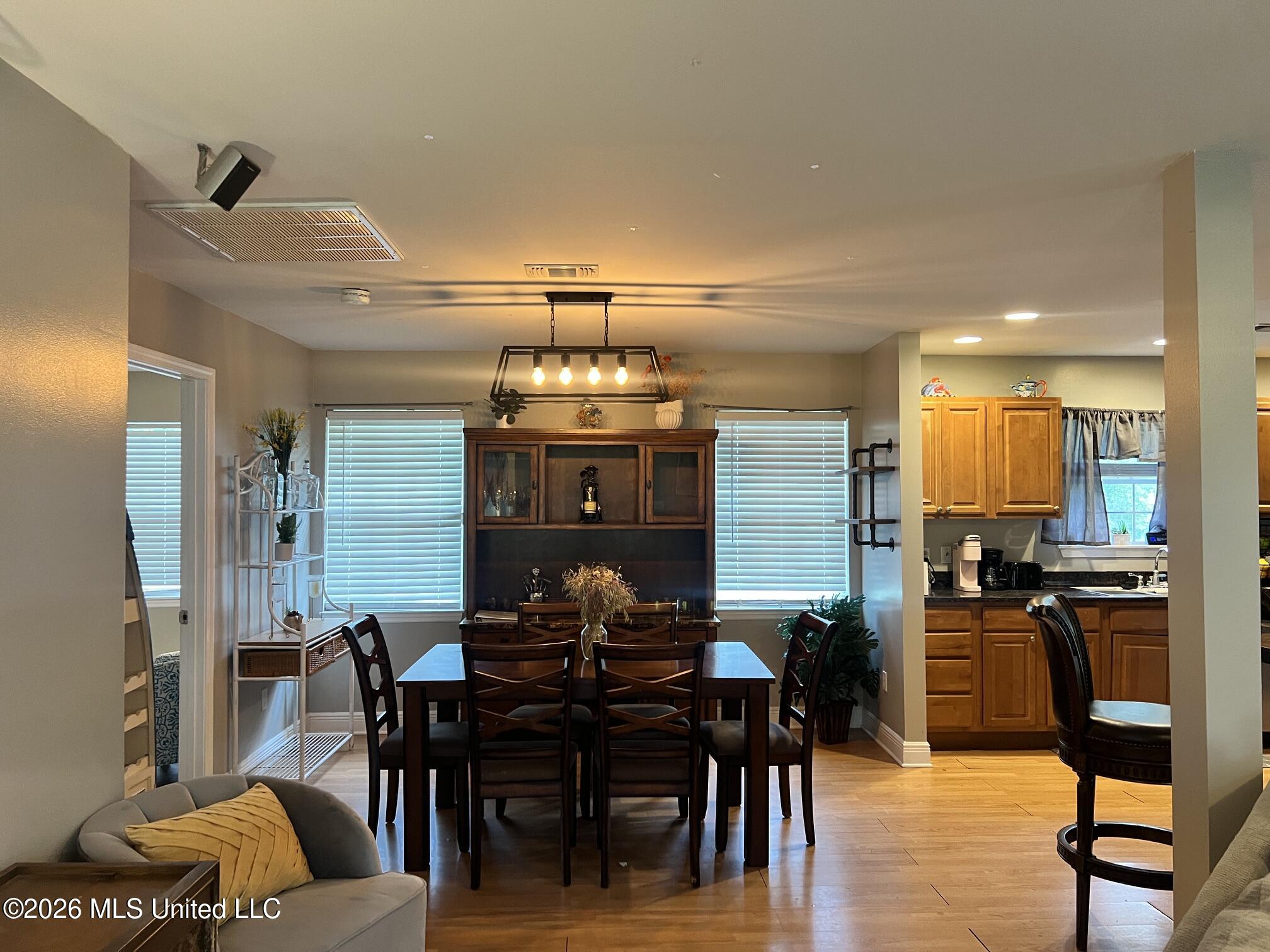 13 40th Street Property Photo 12