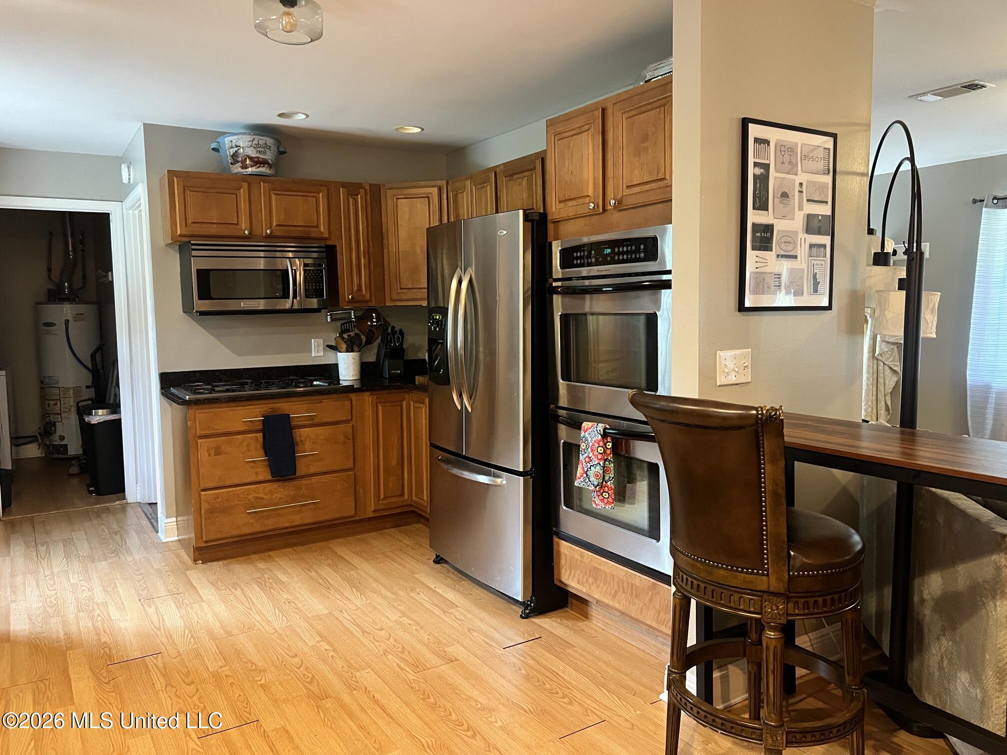 13 40th Street Property Photo 17