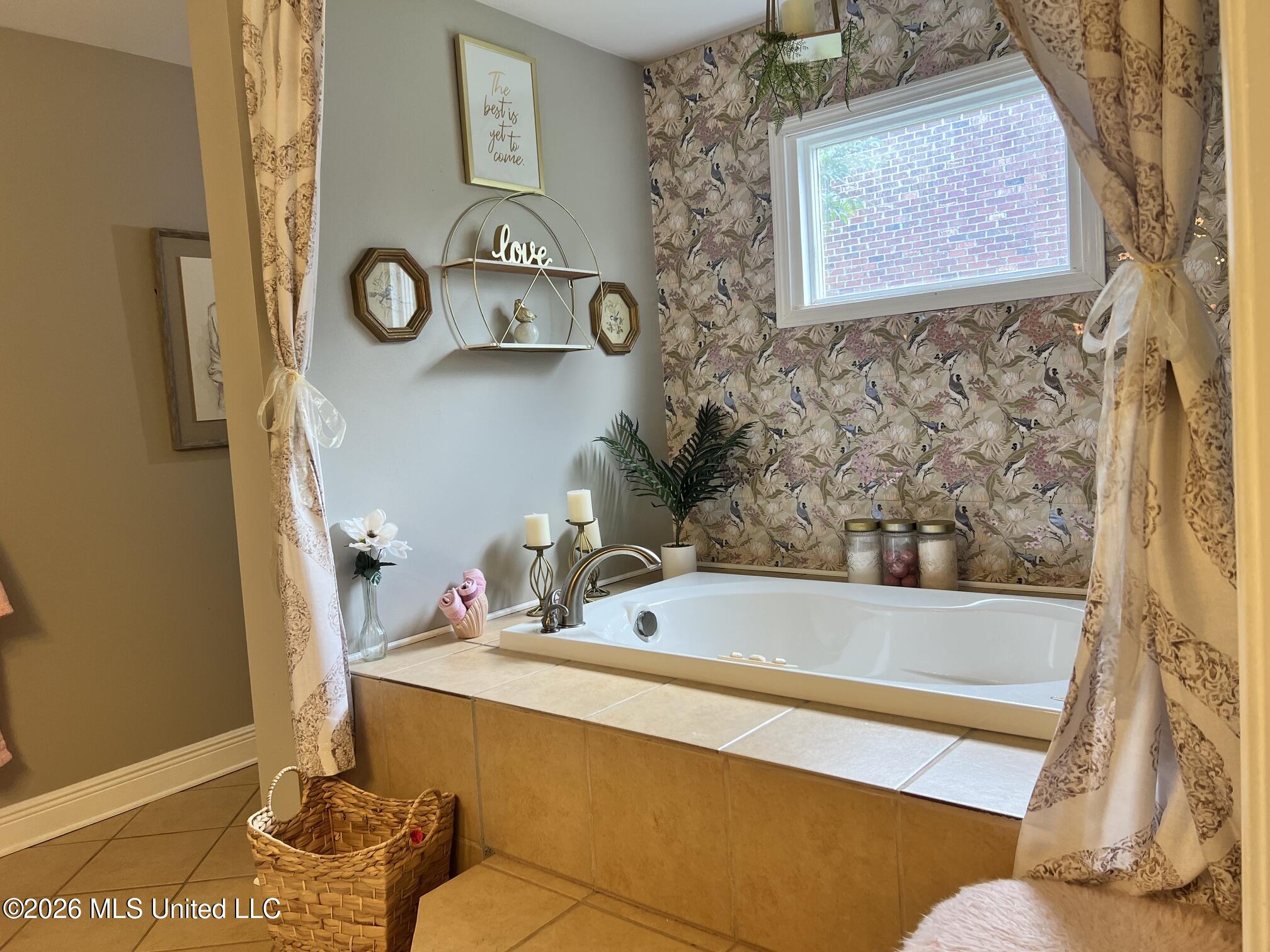 13 40th Street Property Photo 27