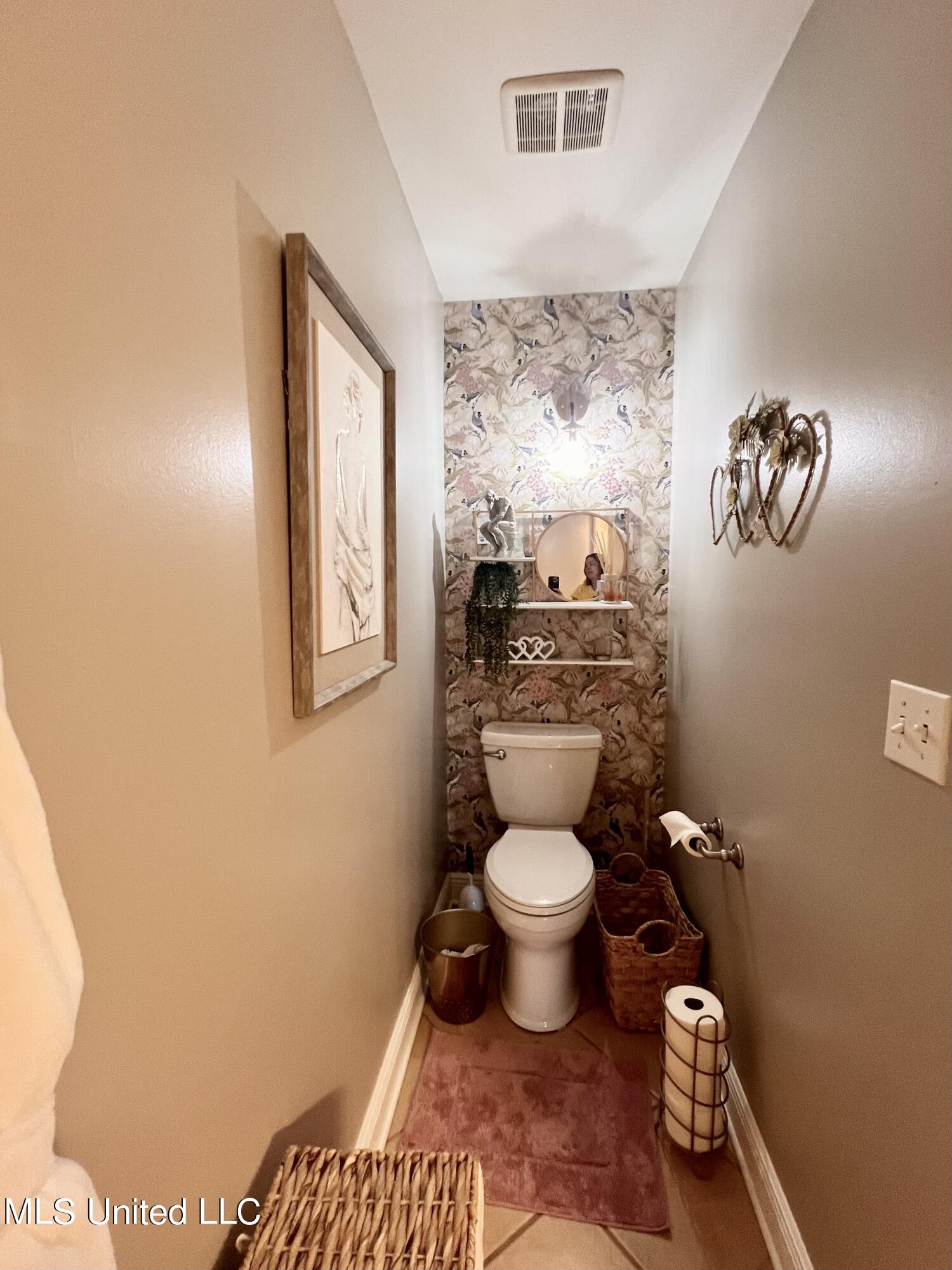 13 40th Street Property Photo 32