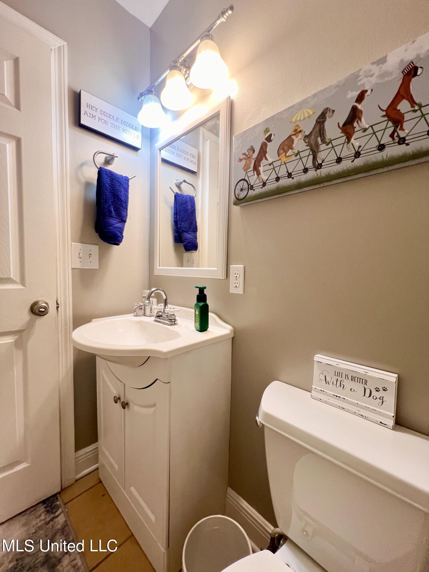 13 40th Street Property Photo 46