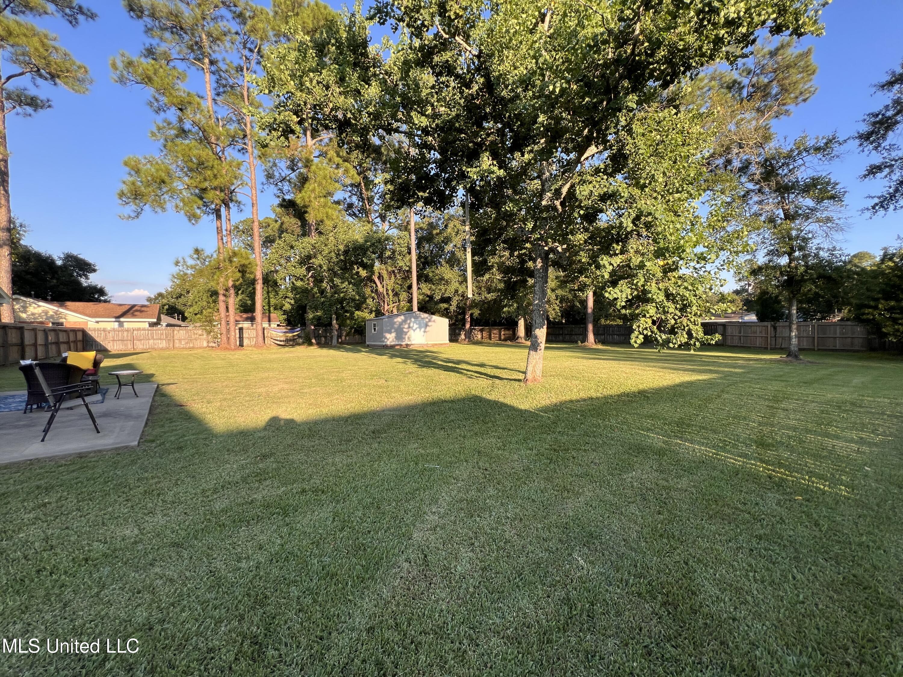 13 40th Street Property Photo 50