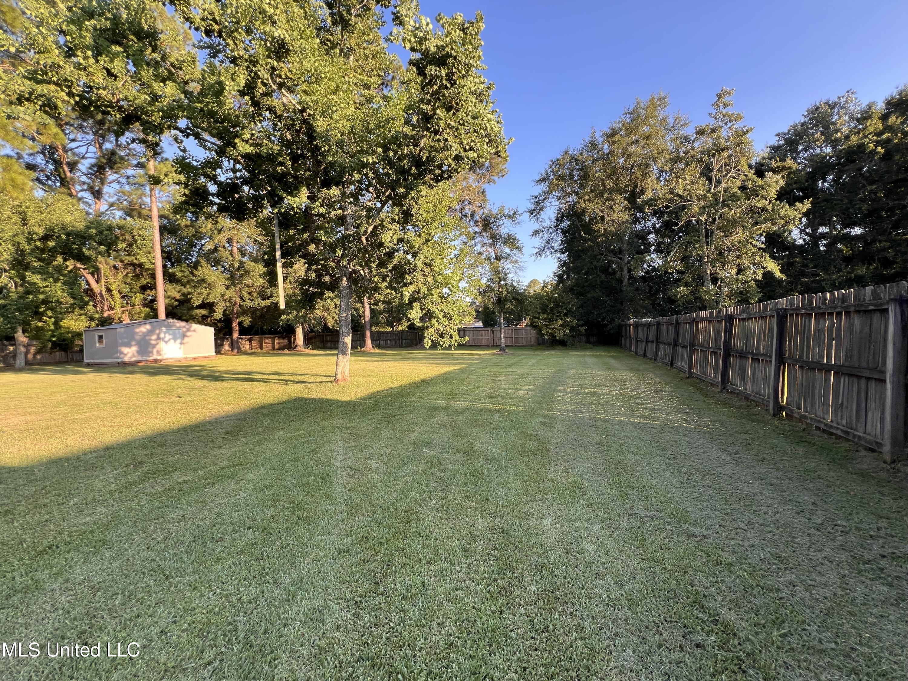 13 40th Street Property Photo 52
