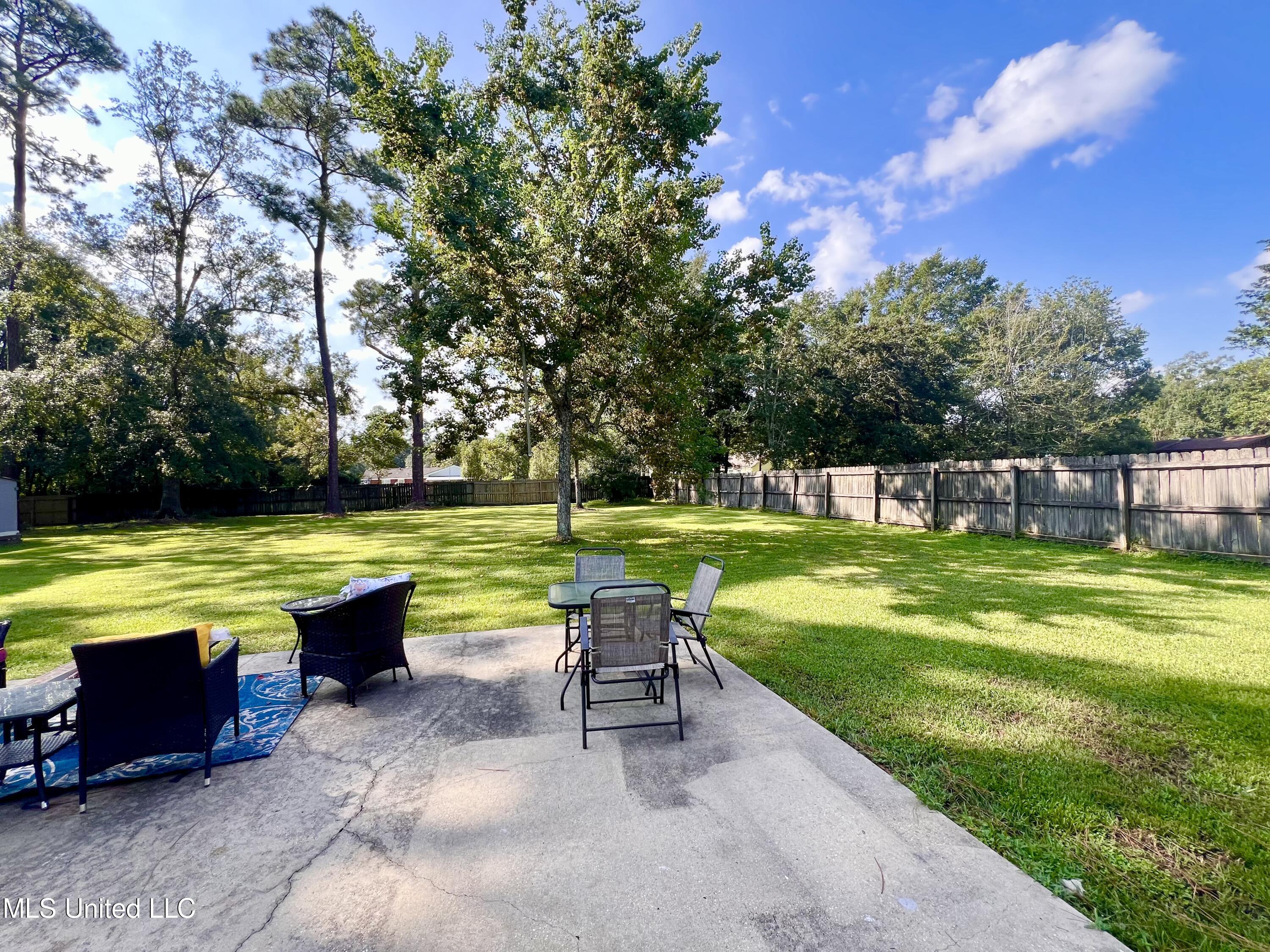 13 40th Street Property Photo 53