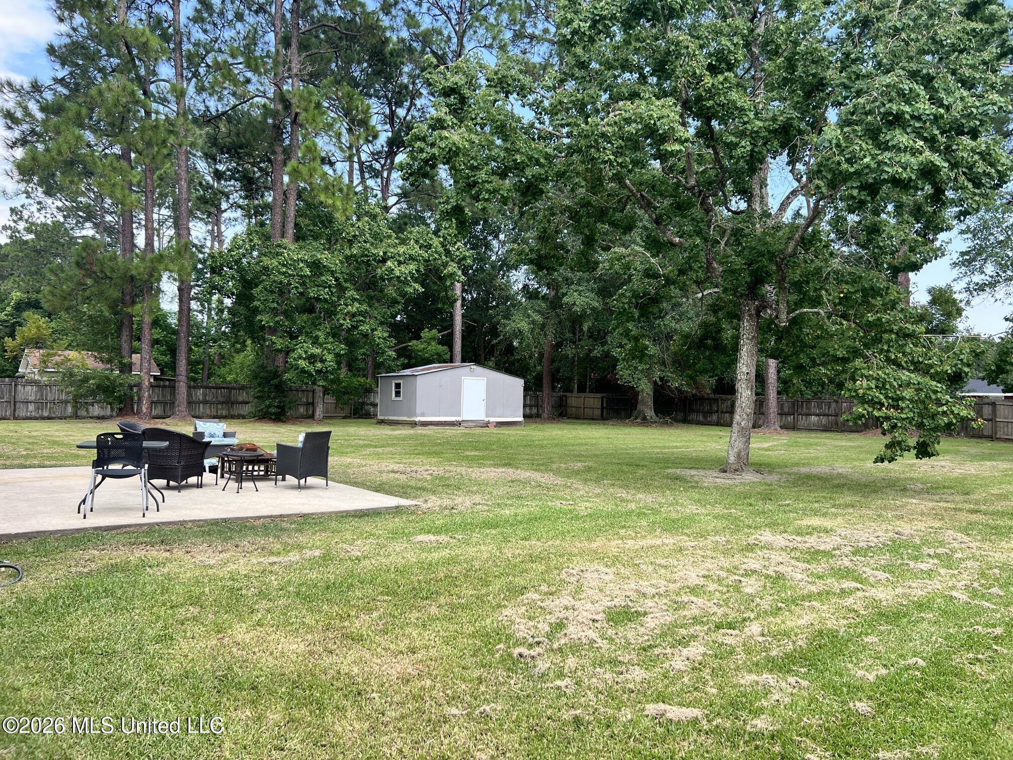 13 40th Street Property Photo 56