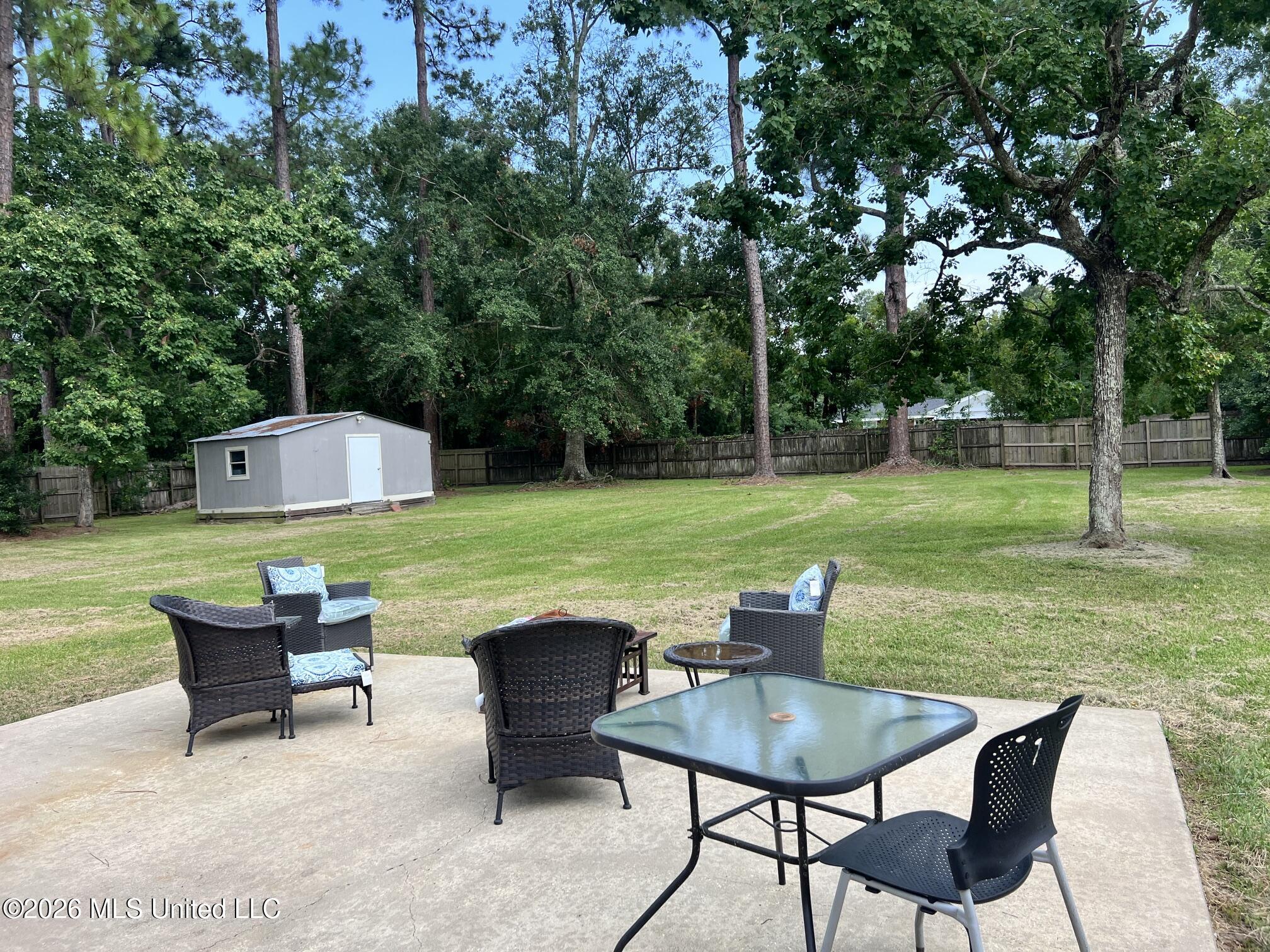 13 40th Street Property Photo 57