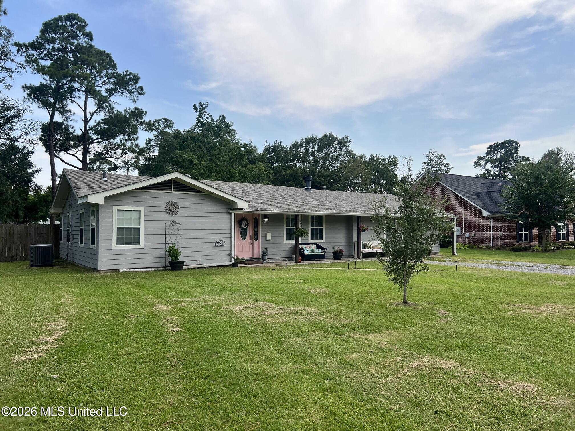 13 40th Street Property Photo 61
