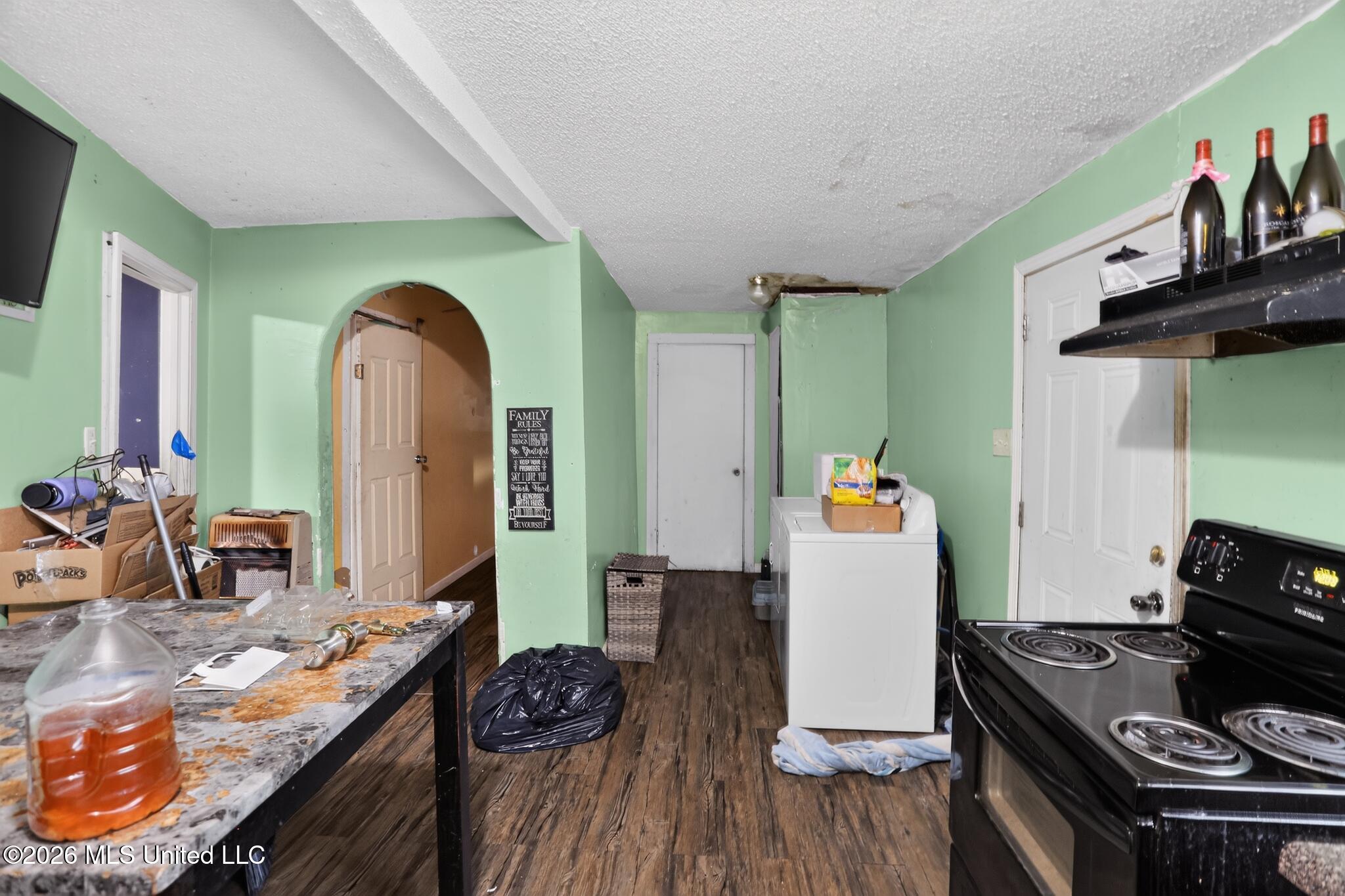 233 Hays Street Property Photo 10