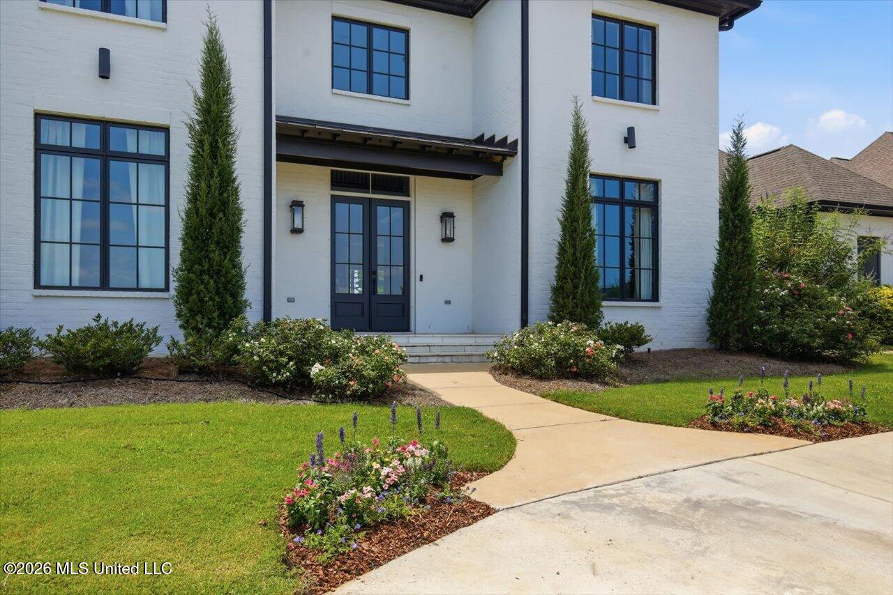 203 Reunion Drive Property Photo 6
