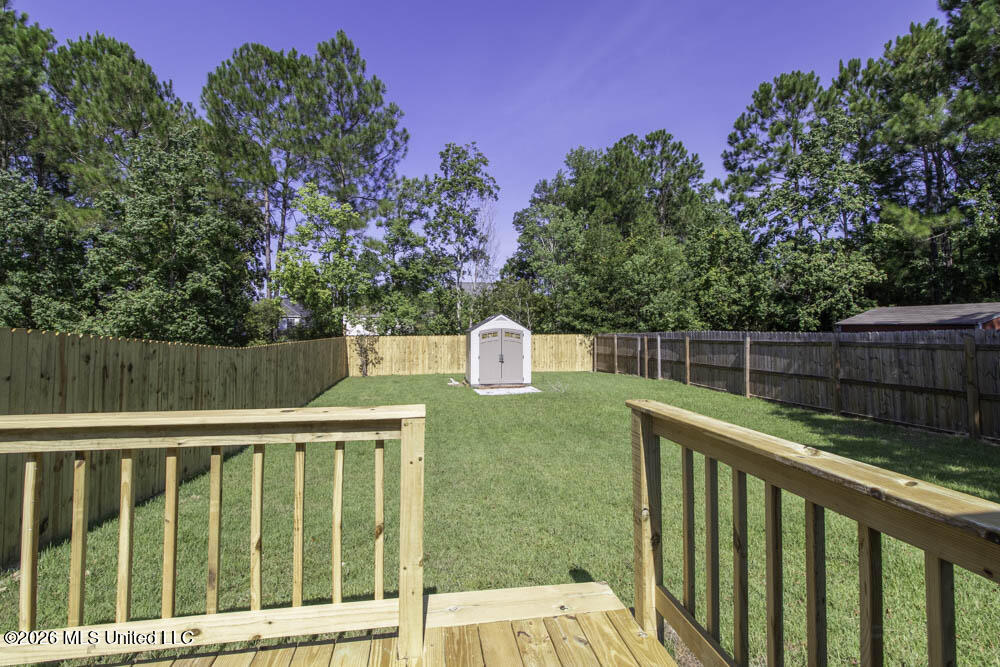 11107 Dede Drive Property Photo 4
