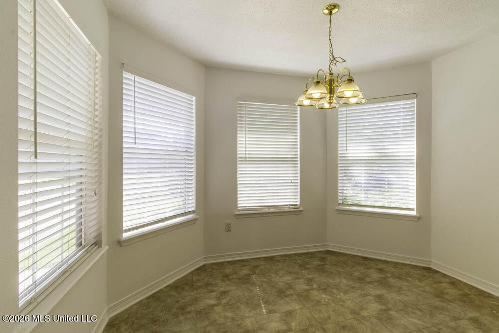 11107 Dede Drive Property Photo 14