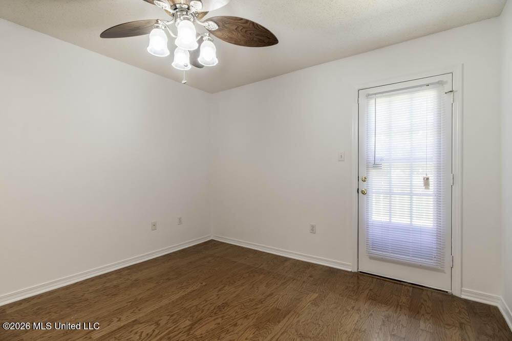 11107 Dede Drive Property Photo 16