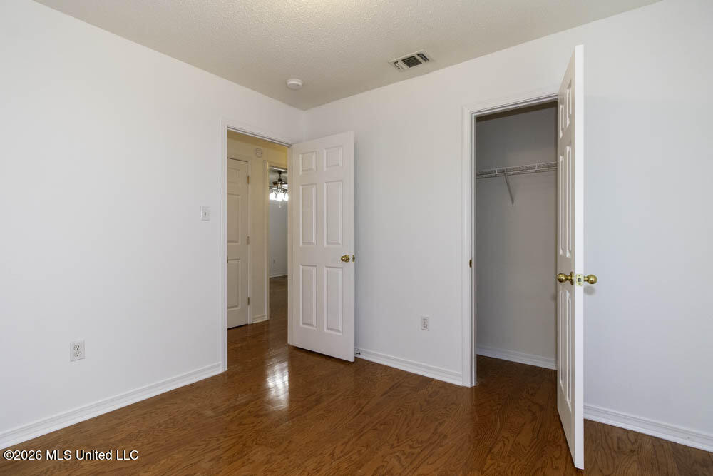 11107 Dede Drive Property Photo 17