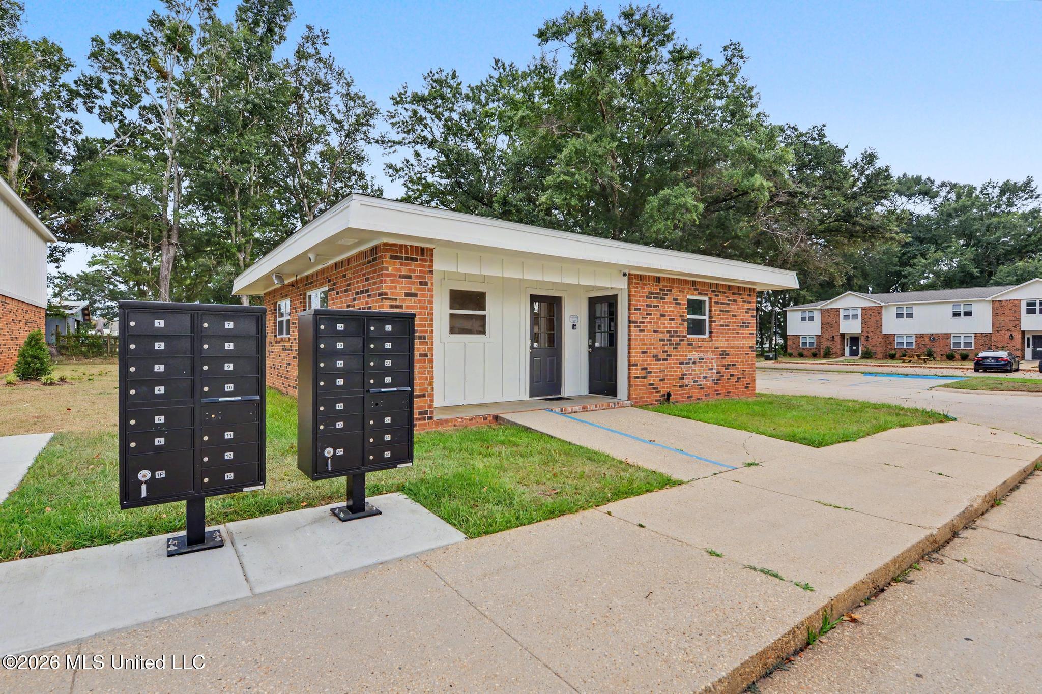 15269 Highway 613 Property Photo 16