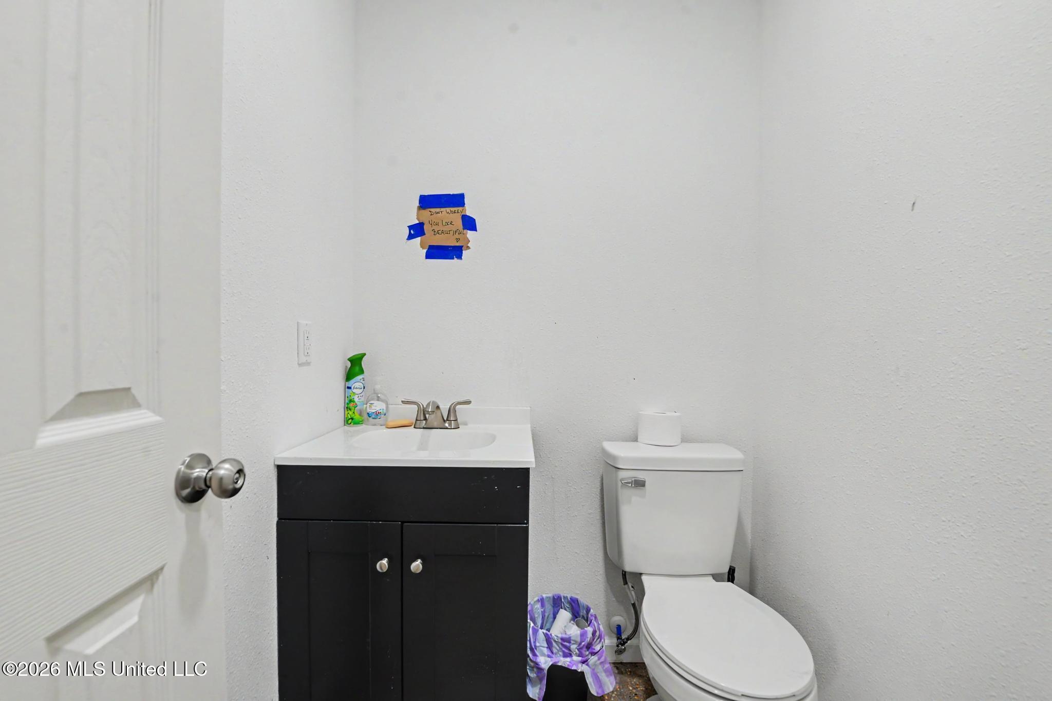 15269 Highway 613 Property Photo 21