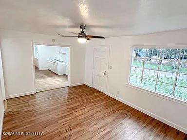 1924 Willow Way Property Photo 2