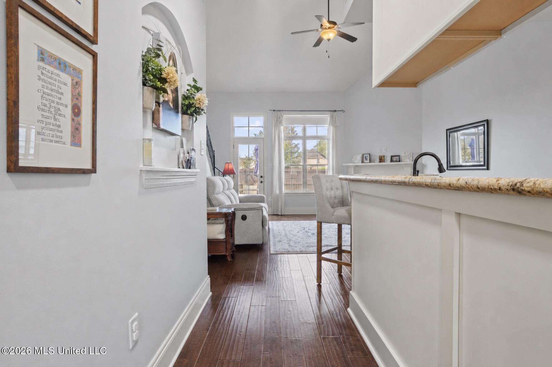 3931 Acadian Village Drive Property Photo 6