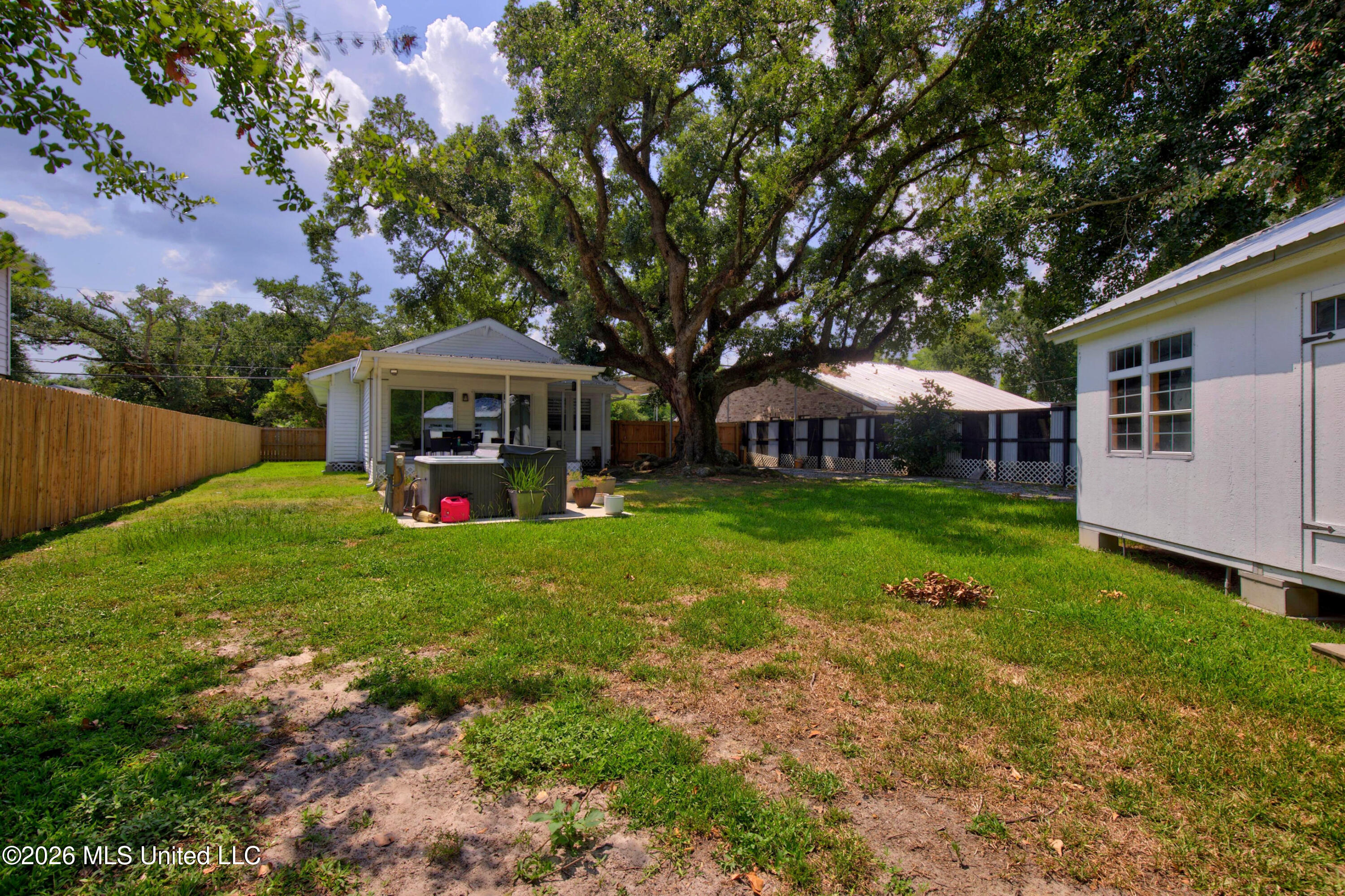 918 Sears Avenue Property Photo 35
