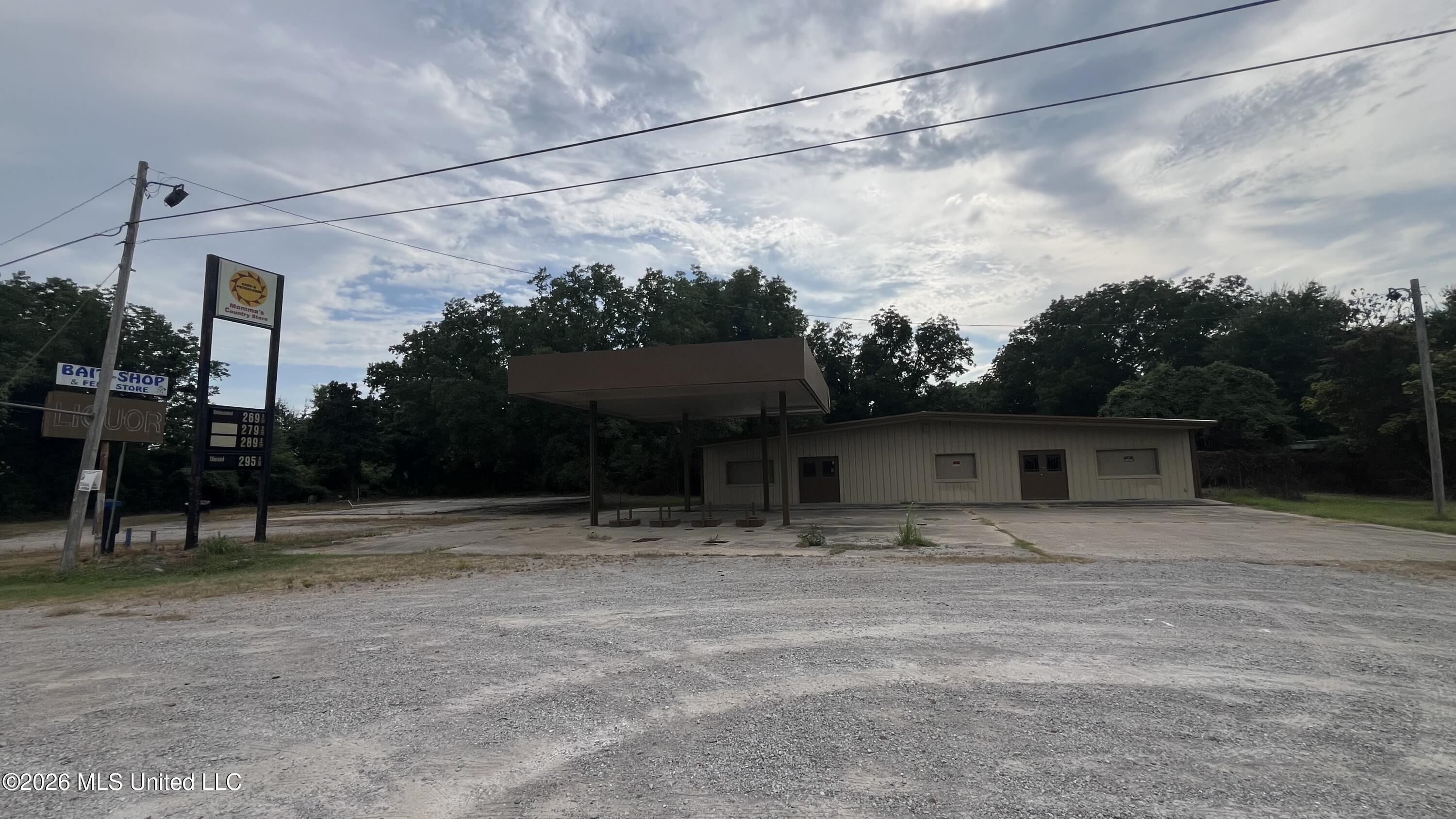 1814 Martin Luther King Junior Boulevard Property Photo 1