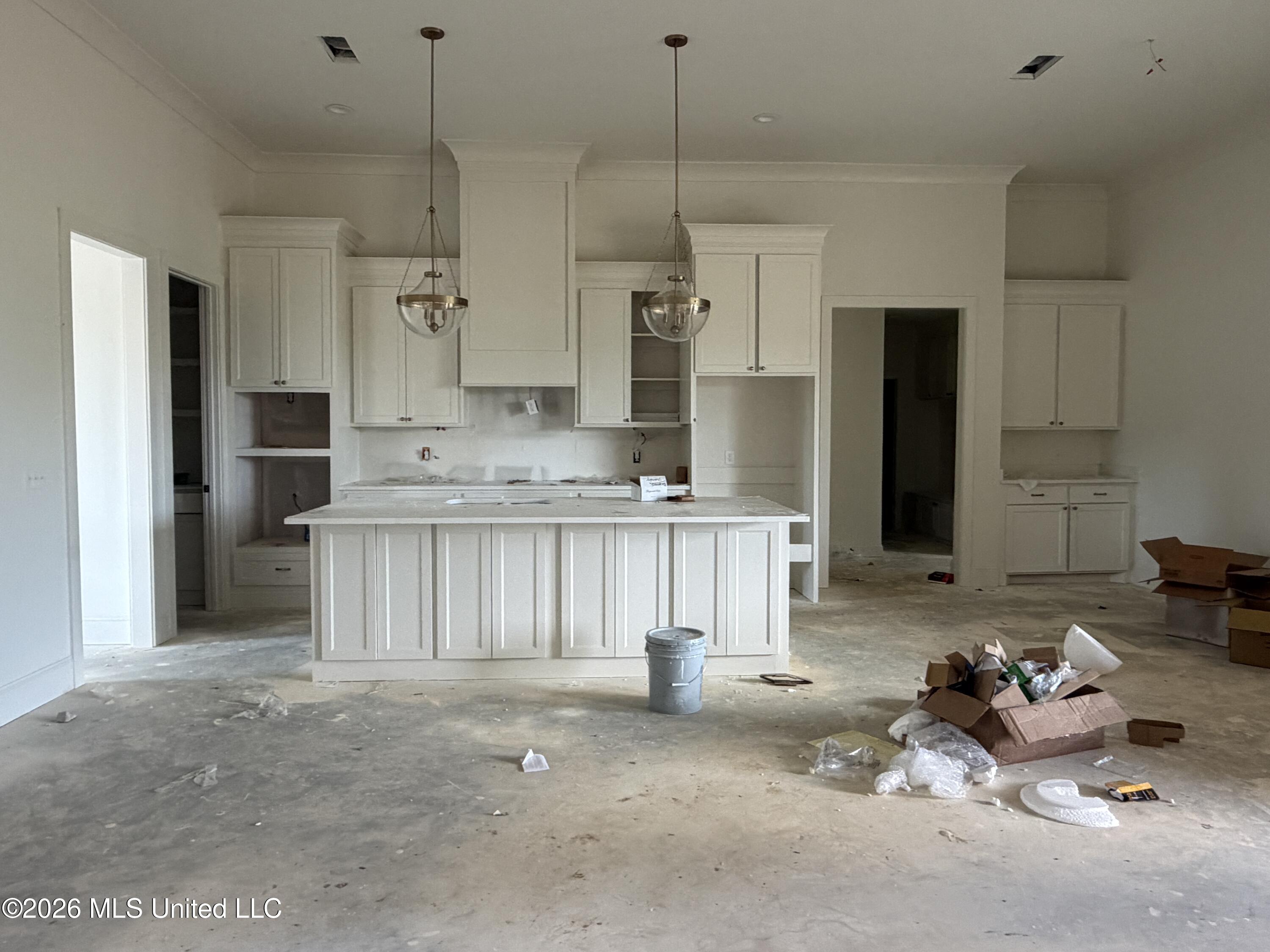 505 First Oak Property Photo 5