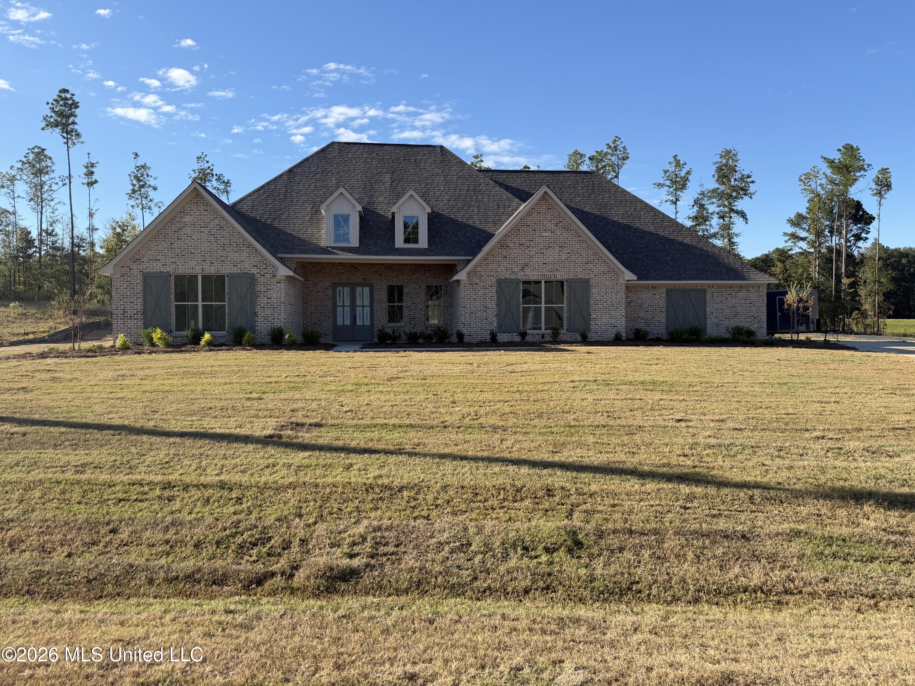 506 First Oak Property Photo 1