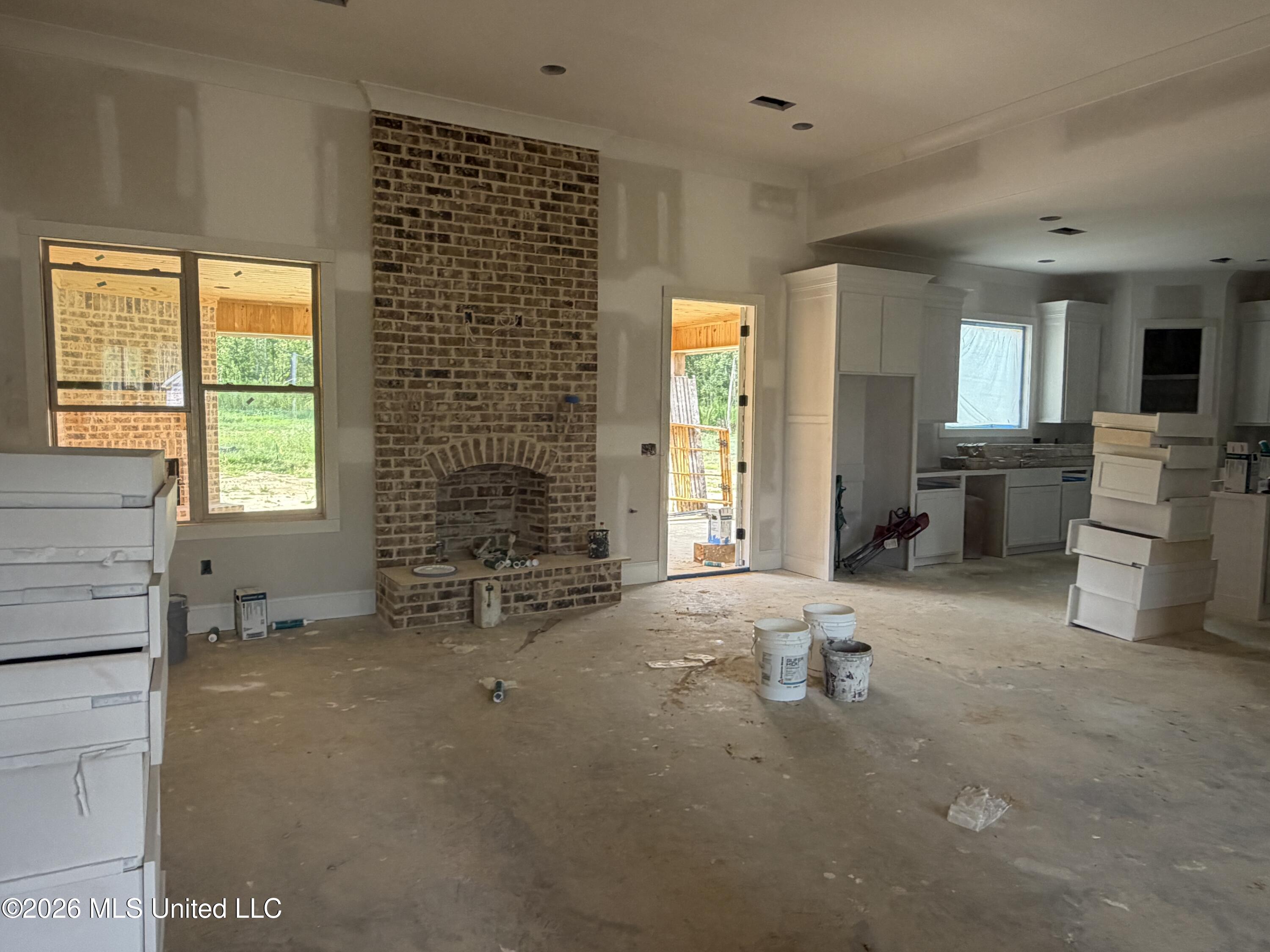 506 First Oak Property Photo 3