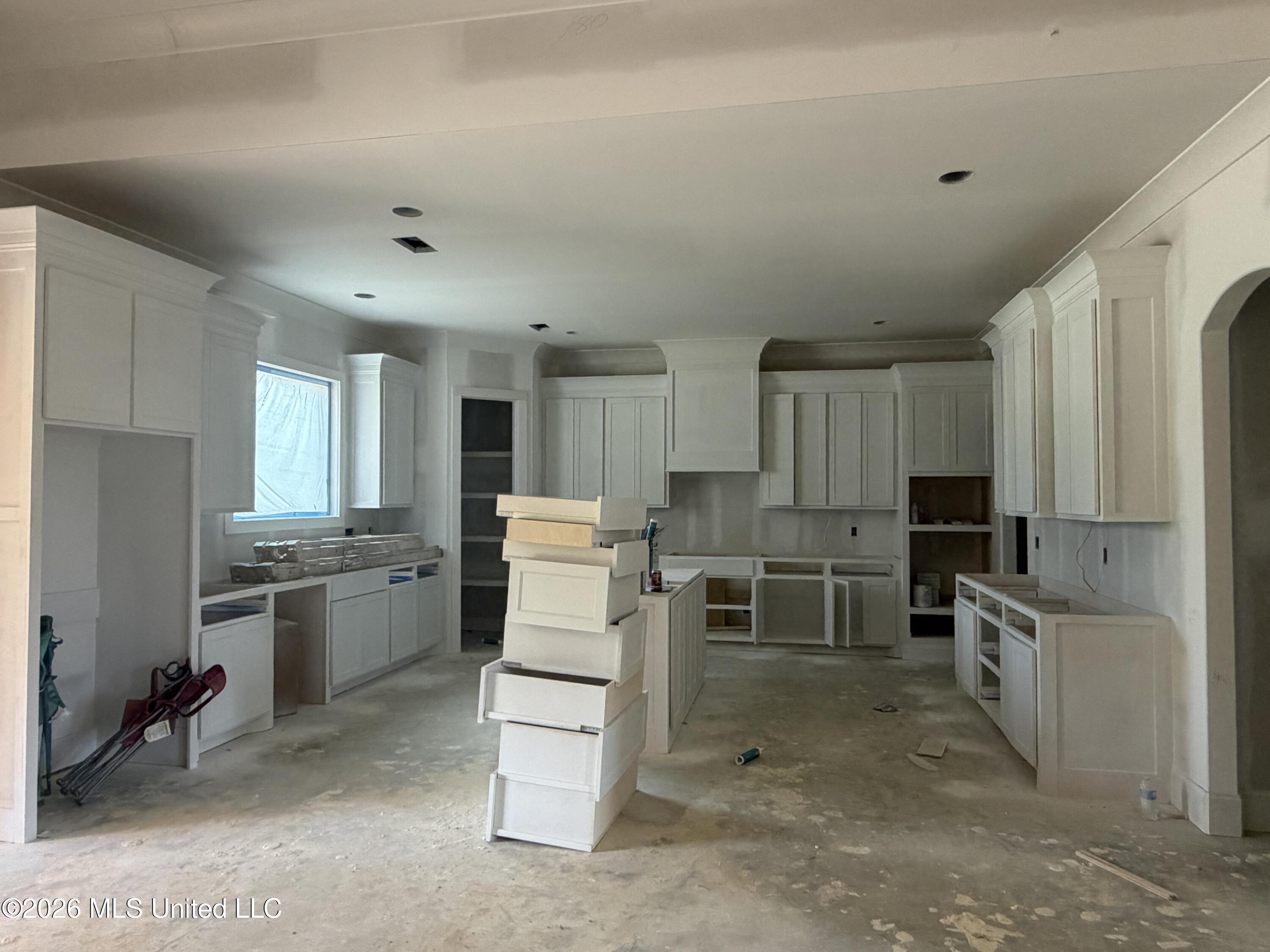 506 First Oak Property Photo 4