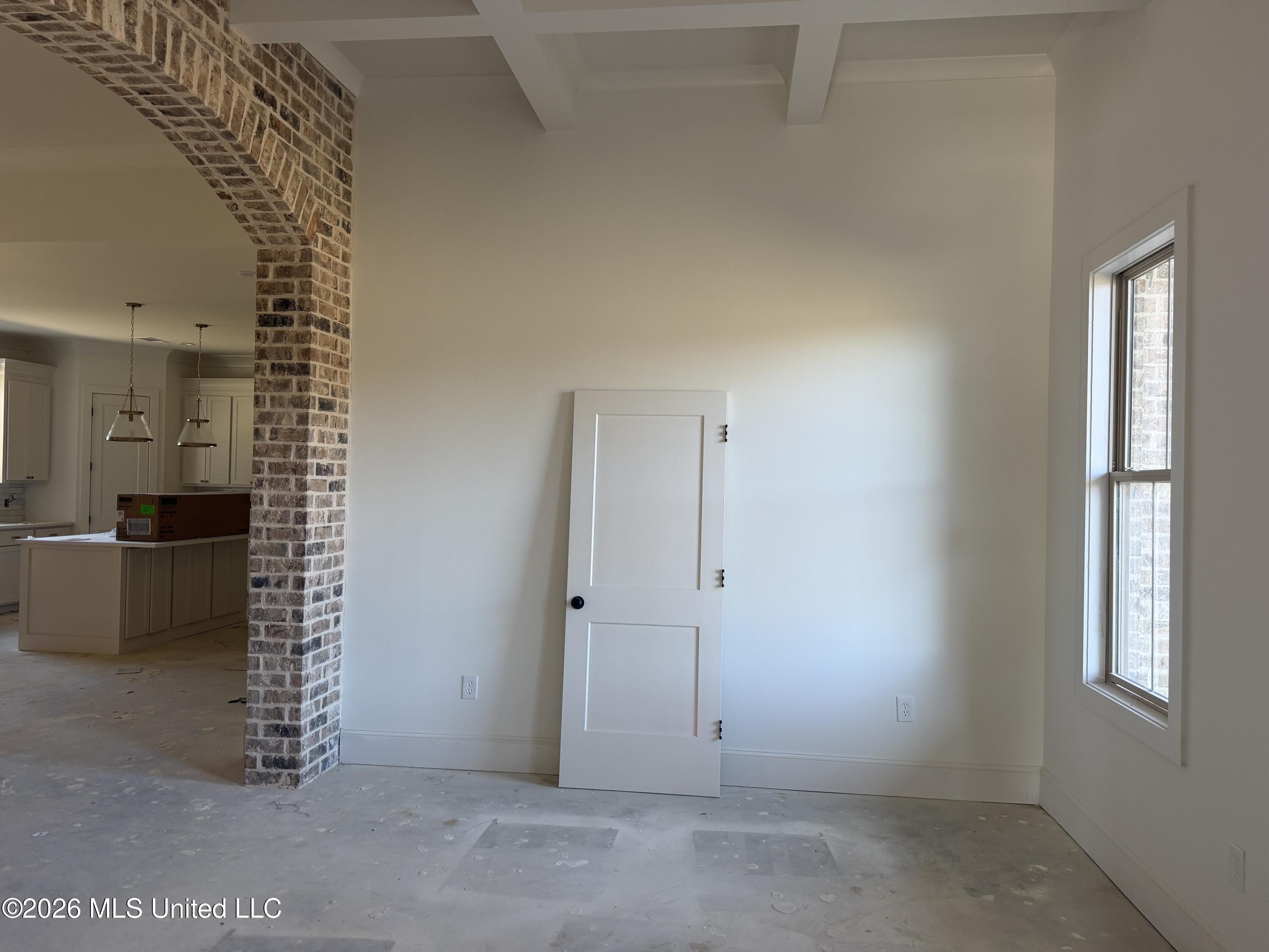506 First Oak Property Photo 6