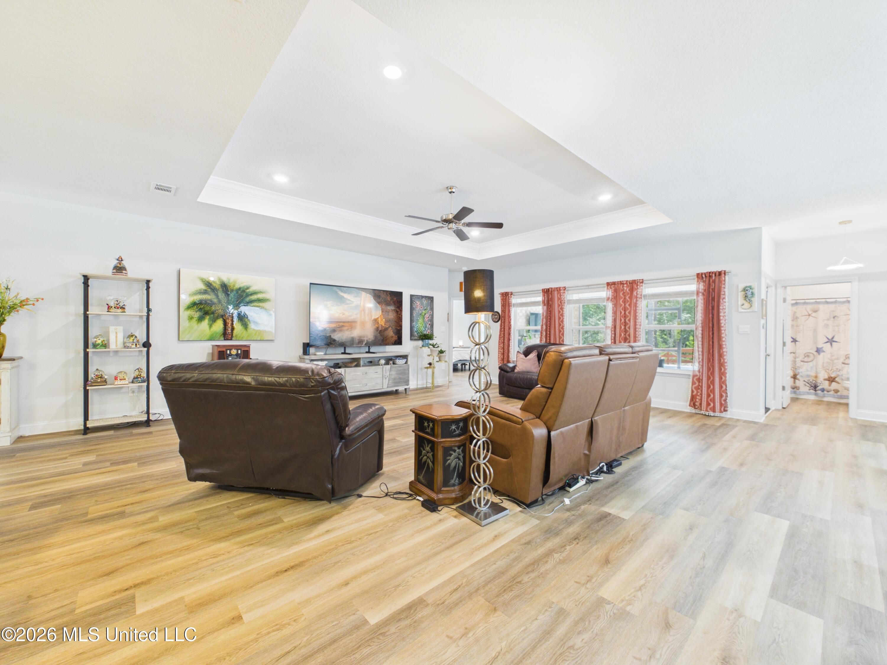 11713 Wakeland Court Property Photo 6