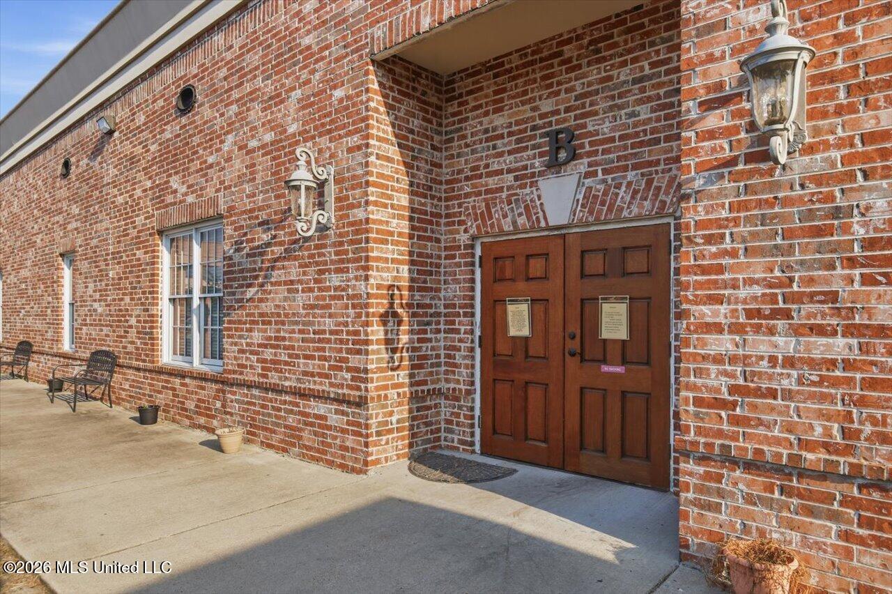 4435 Mangum Drive Property Photo 11