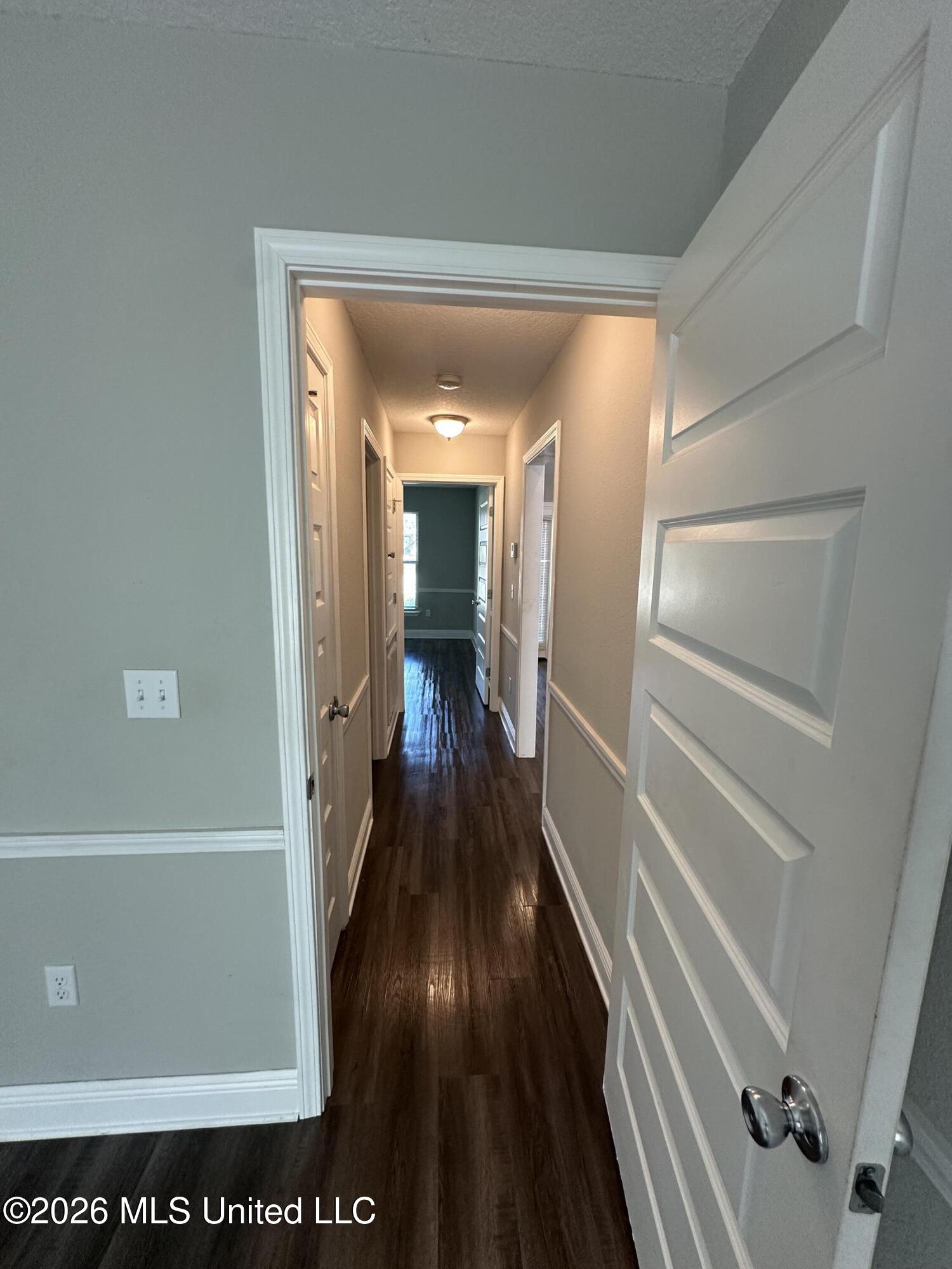 13742 Lawton Lane Property Photo 8