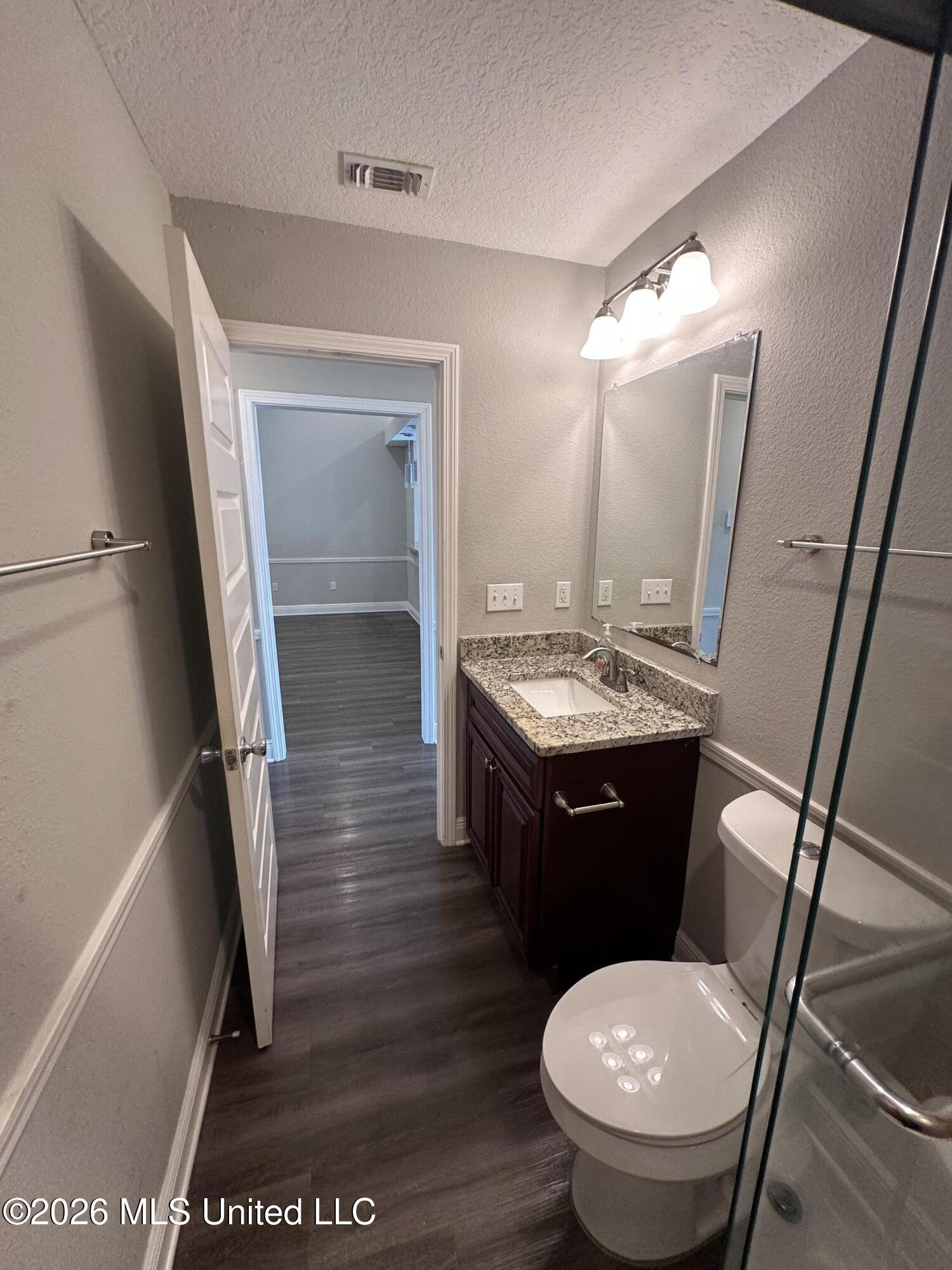 13742 Lawton Lane Property Photo 12
