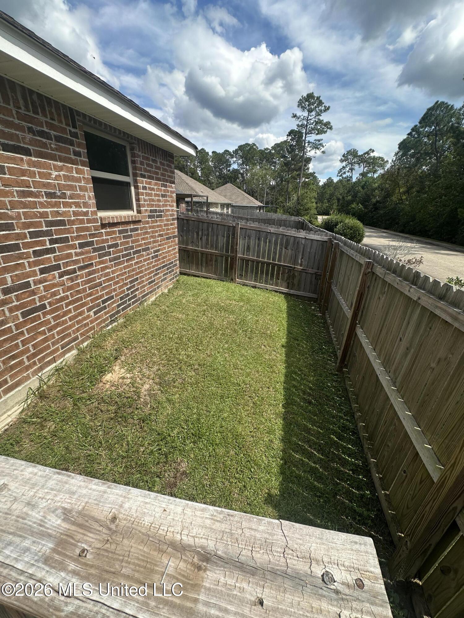 13742 Lawton Lane Property Photo 19