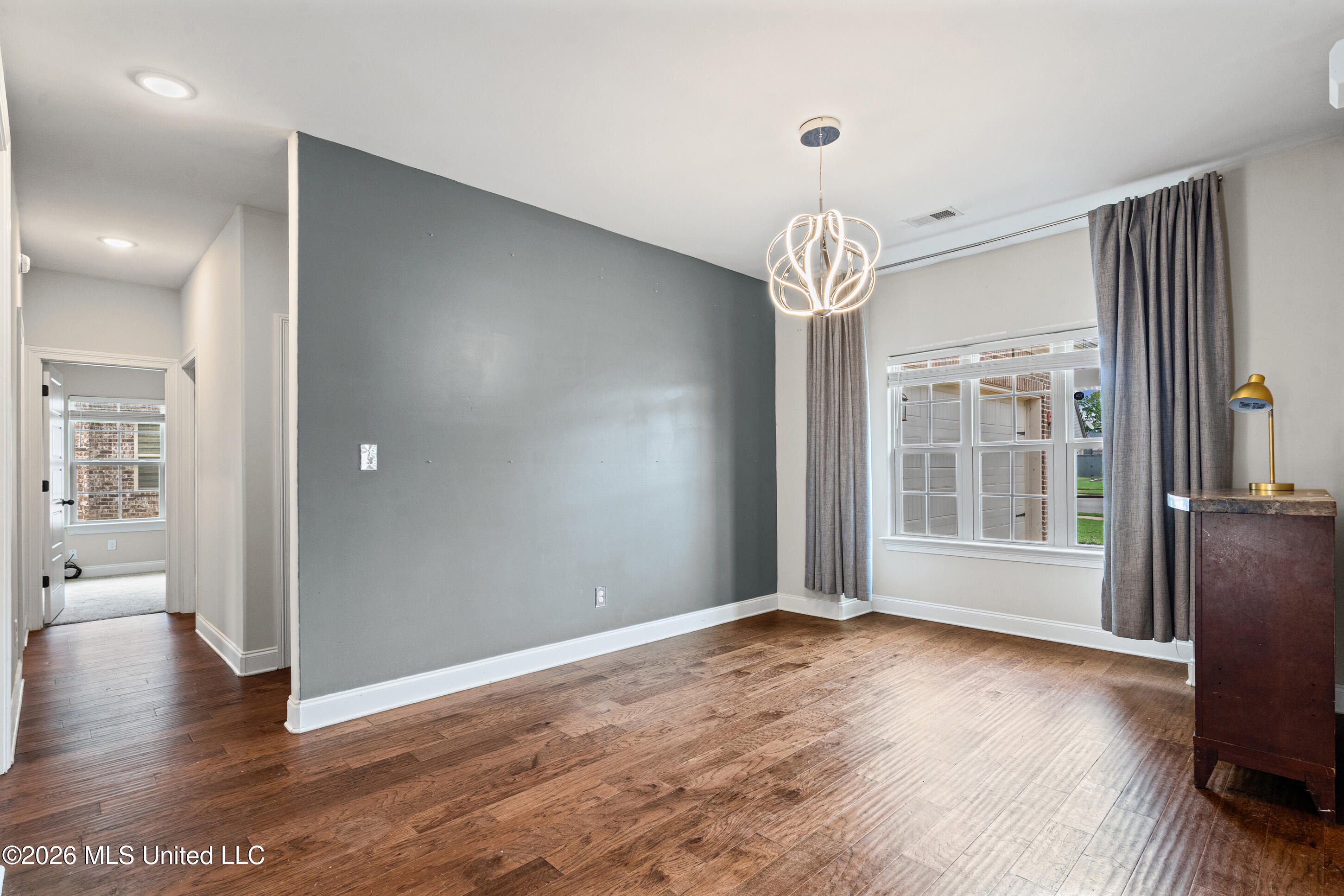 5143 Kensley Court Property Photo 6