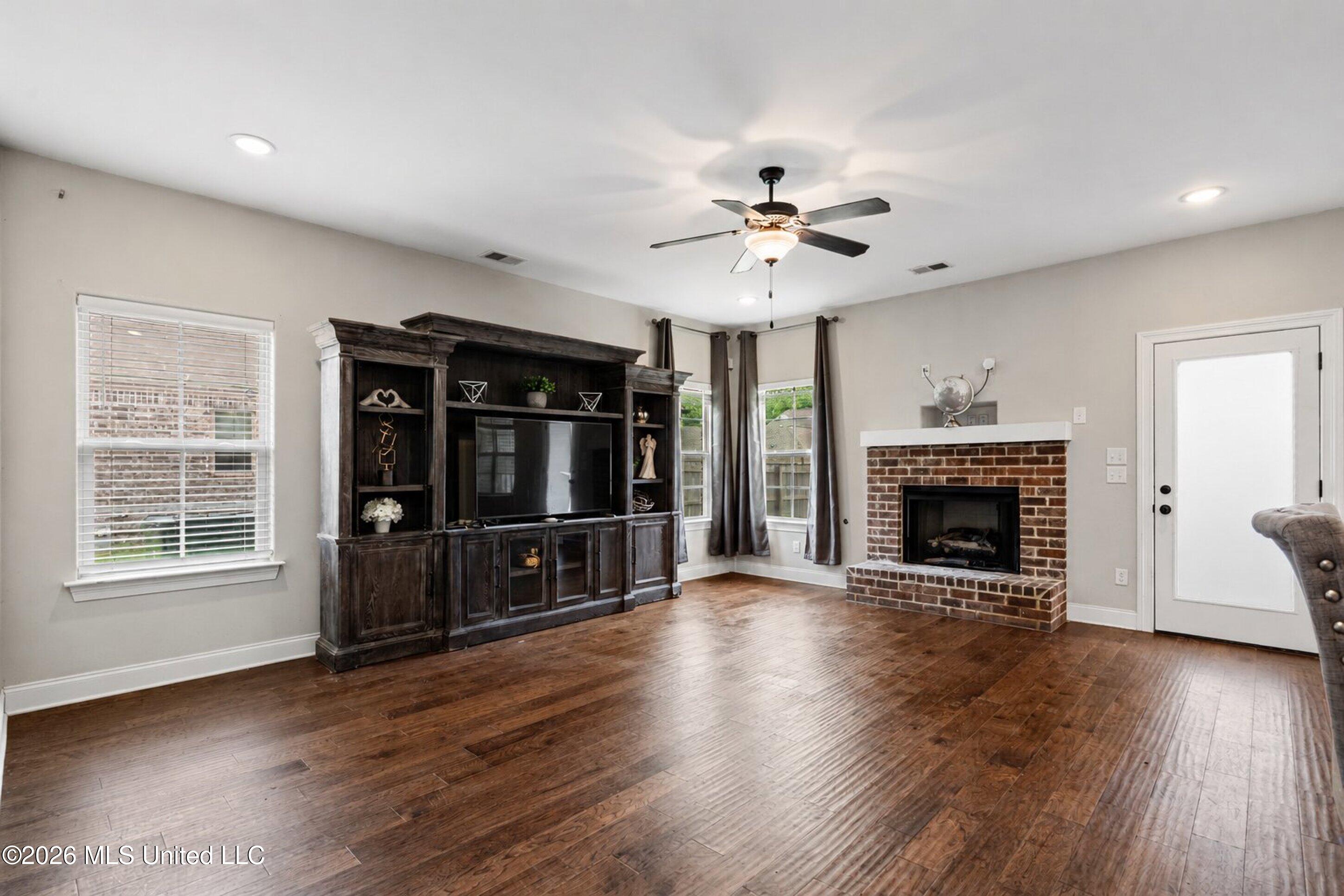 5143 Kensley Court Property Photo 7
