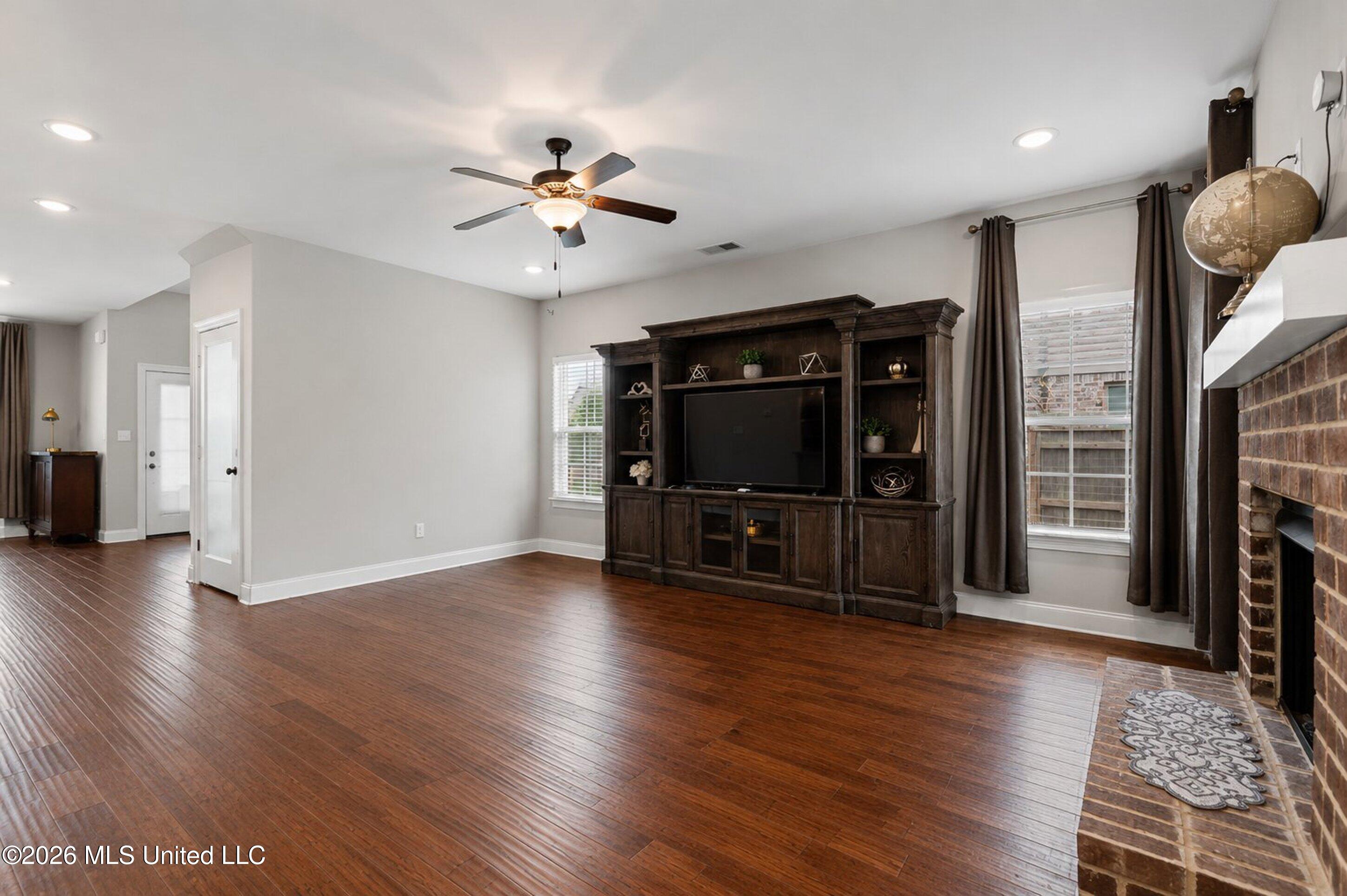 5143 Kensley Court Property Photo 8