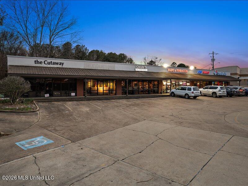 5403 Castlewoods Property Photo 5