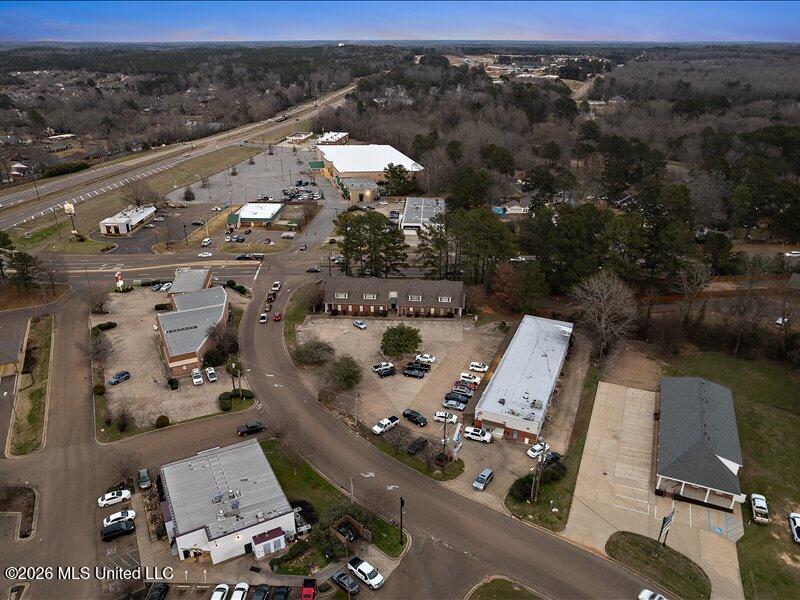 5403 Castlewoods Property Photo 8