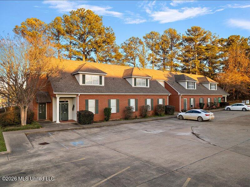 5403 Castlewoods Property Photo 14