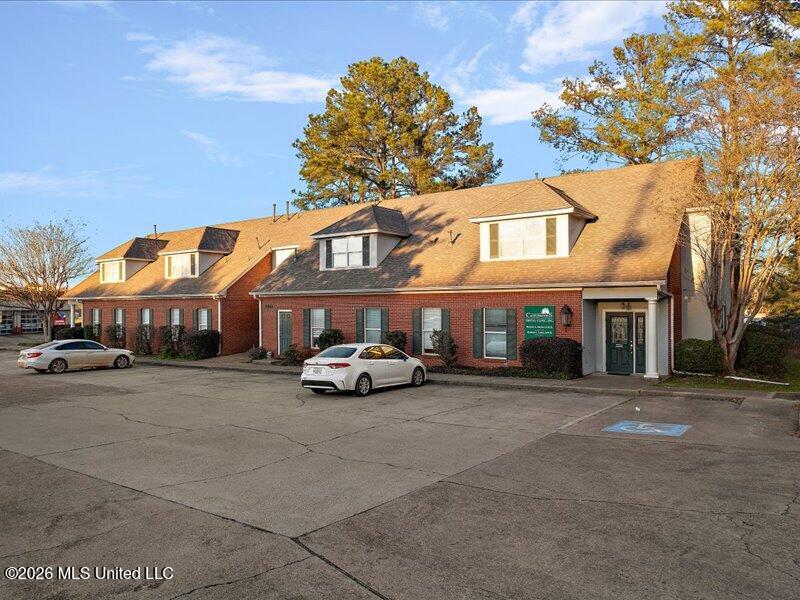 5403 Castlewoods Property Photo 22