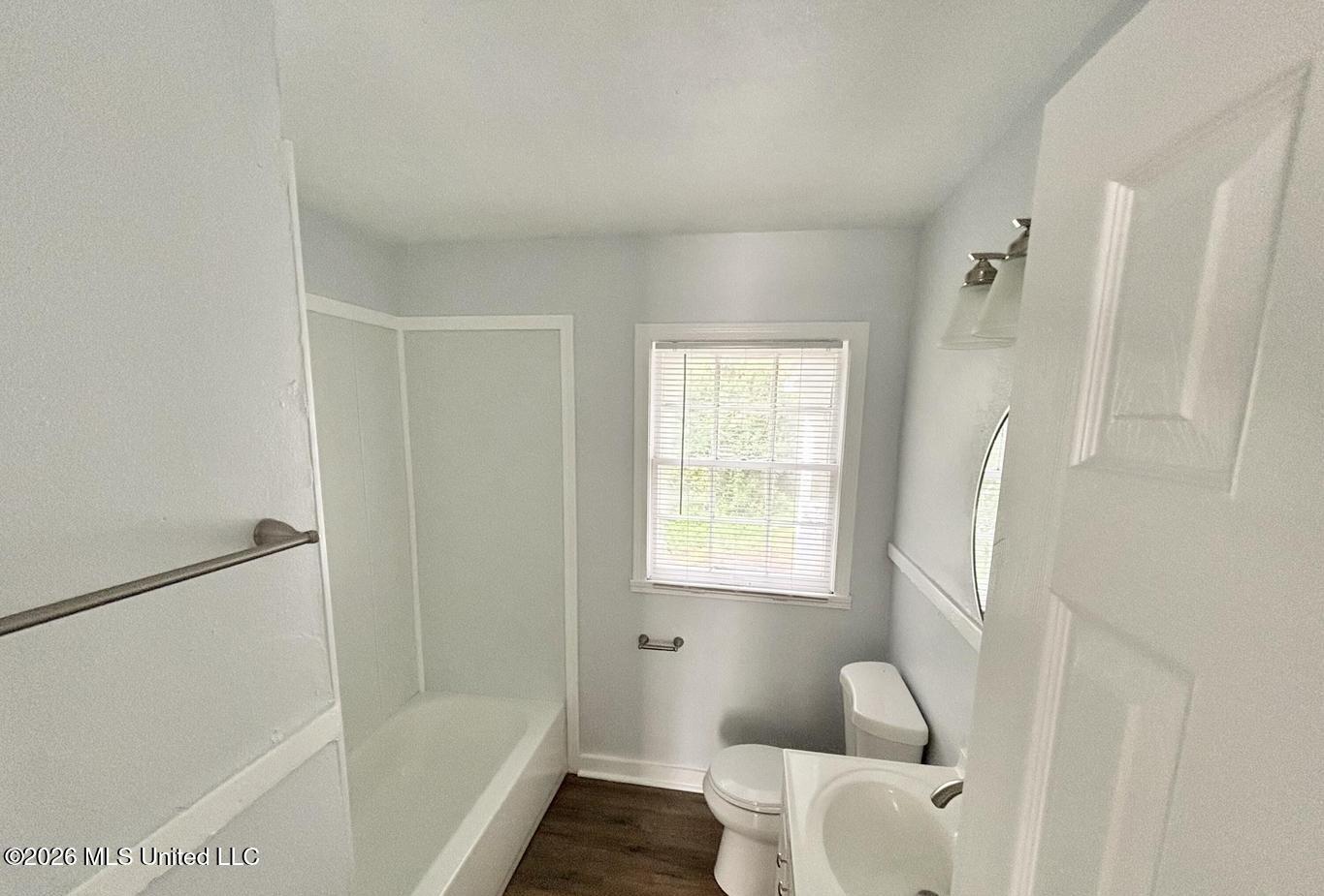 2123 Belvedere Drive Property Photo 7