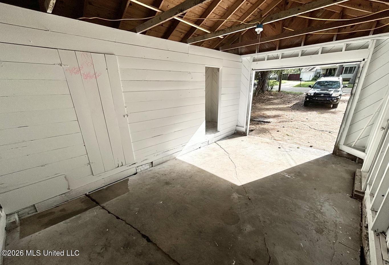 2123 Belvedere Drive Property Photo 11