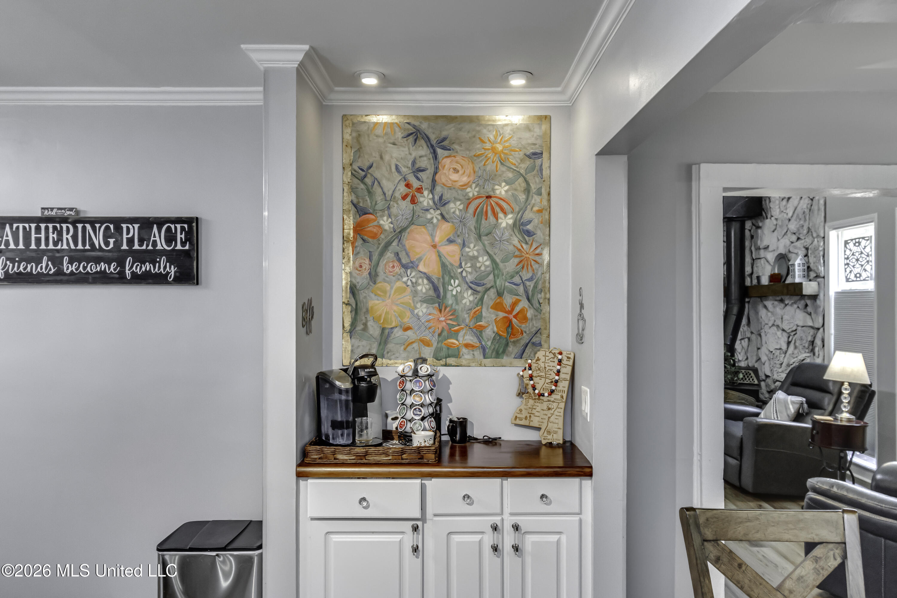 106 Glen Cove Road Property Photo 10