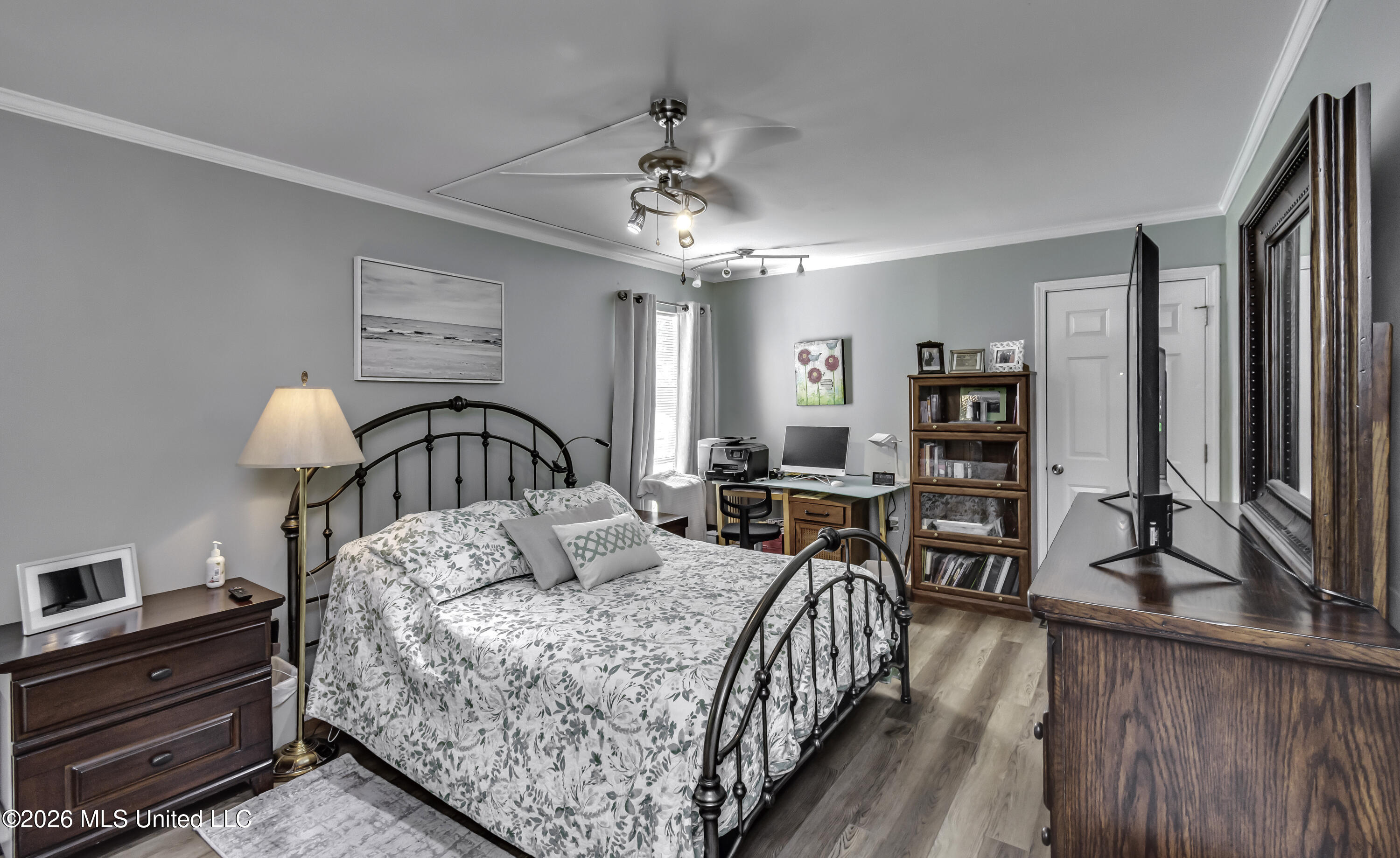 106 Glen Cove Road Property Photo 25