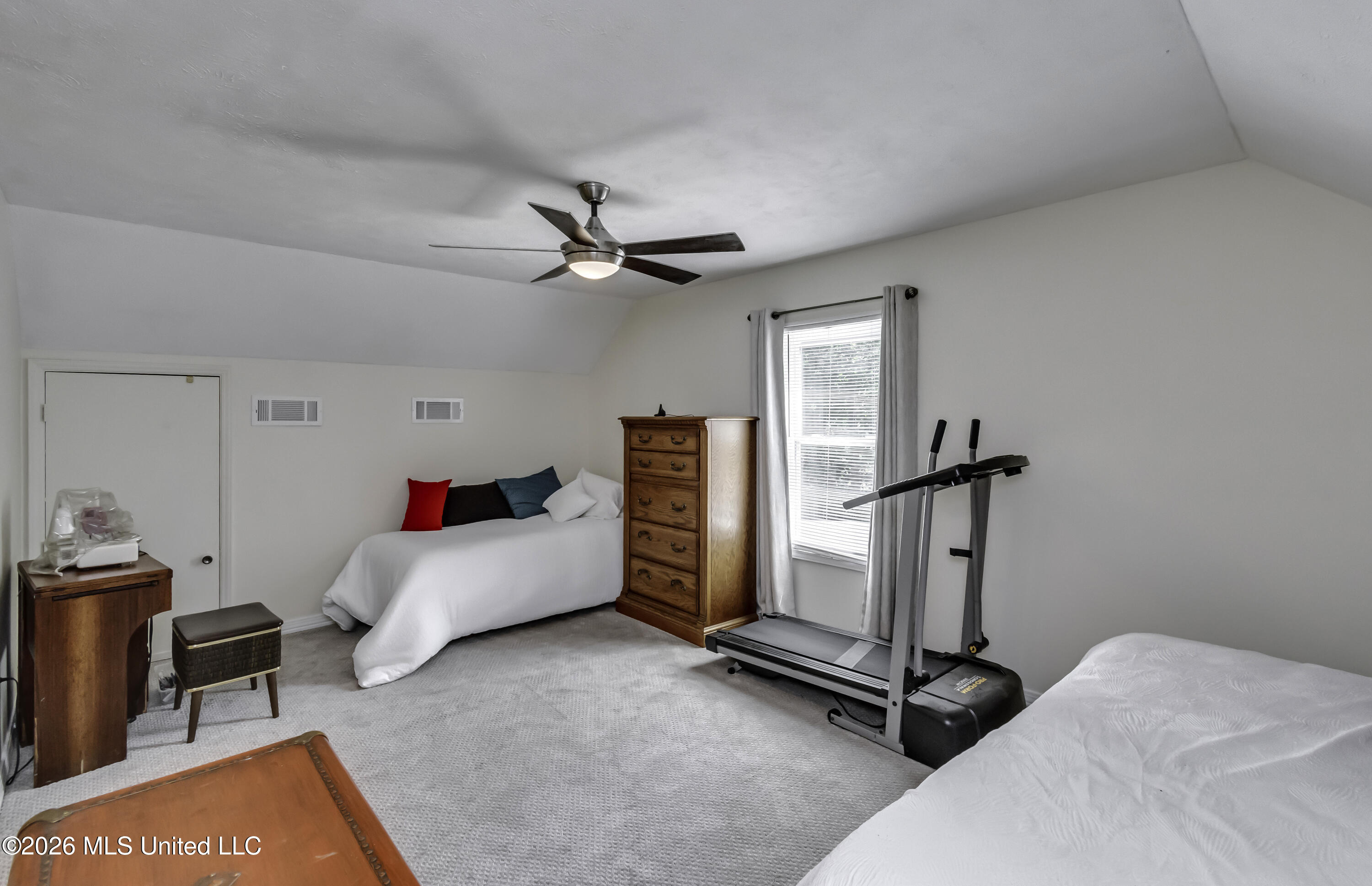 106 Glen Cove Road Property Photo 45
