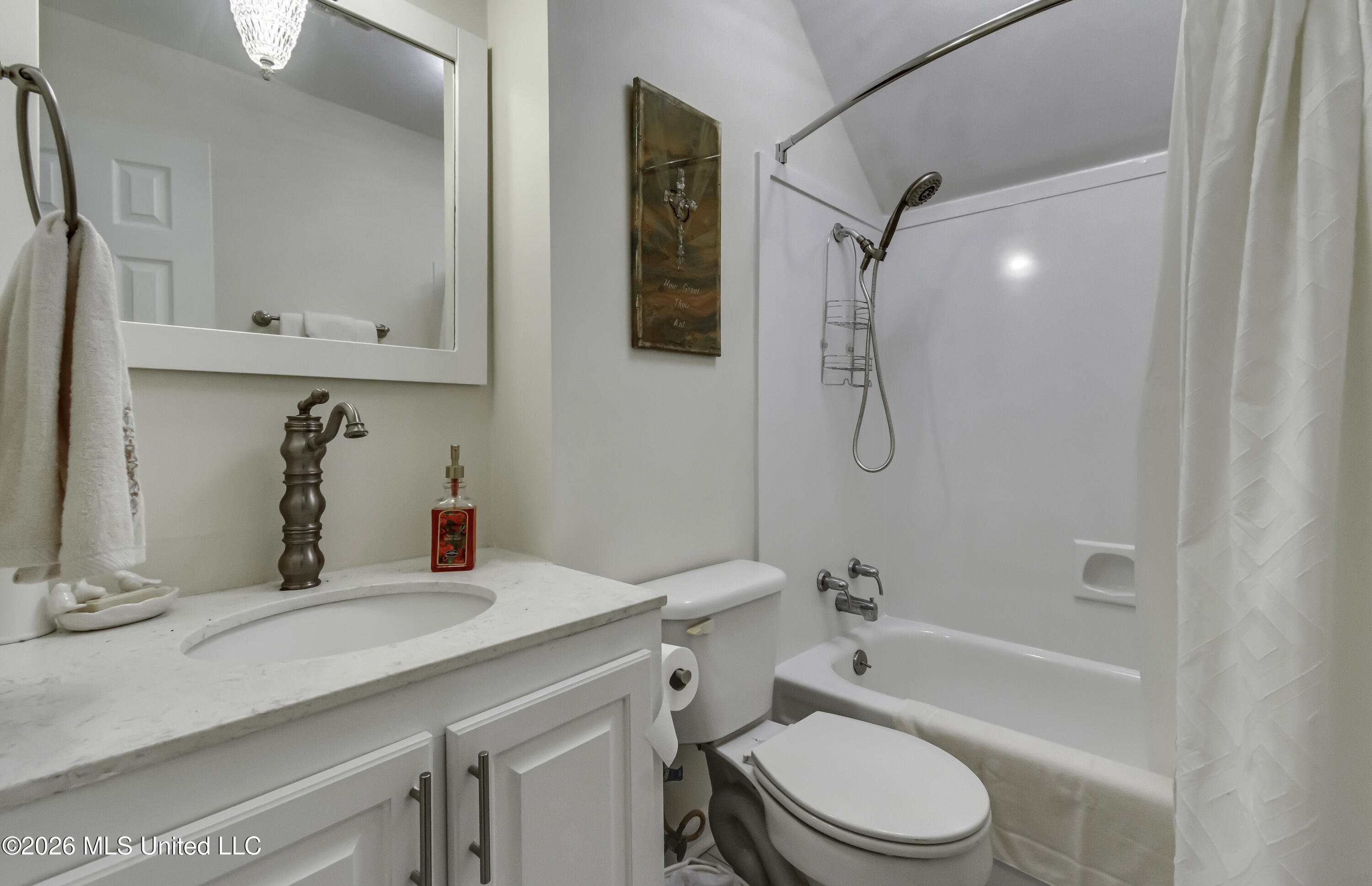 106 Glen Cove Road Property Photo 48