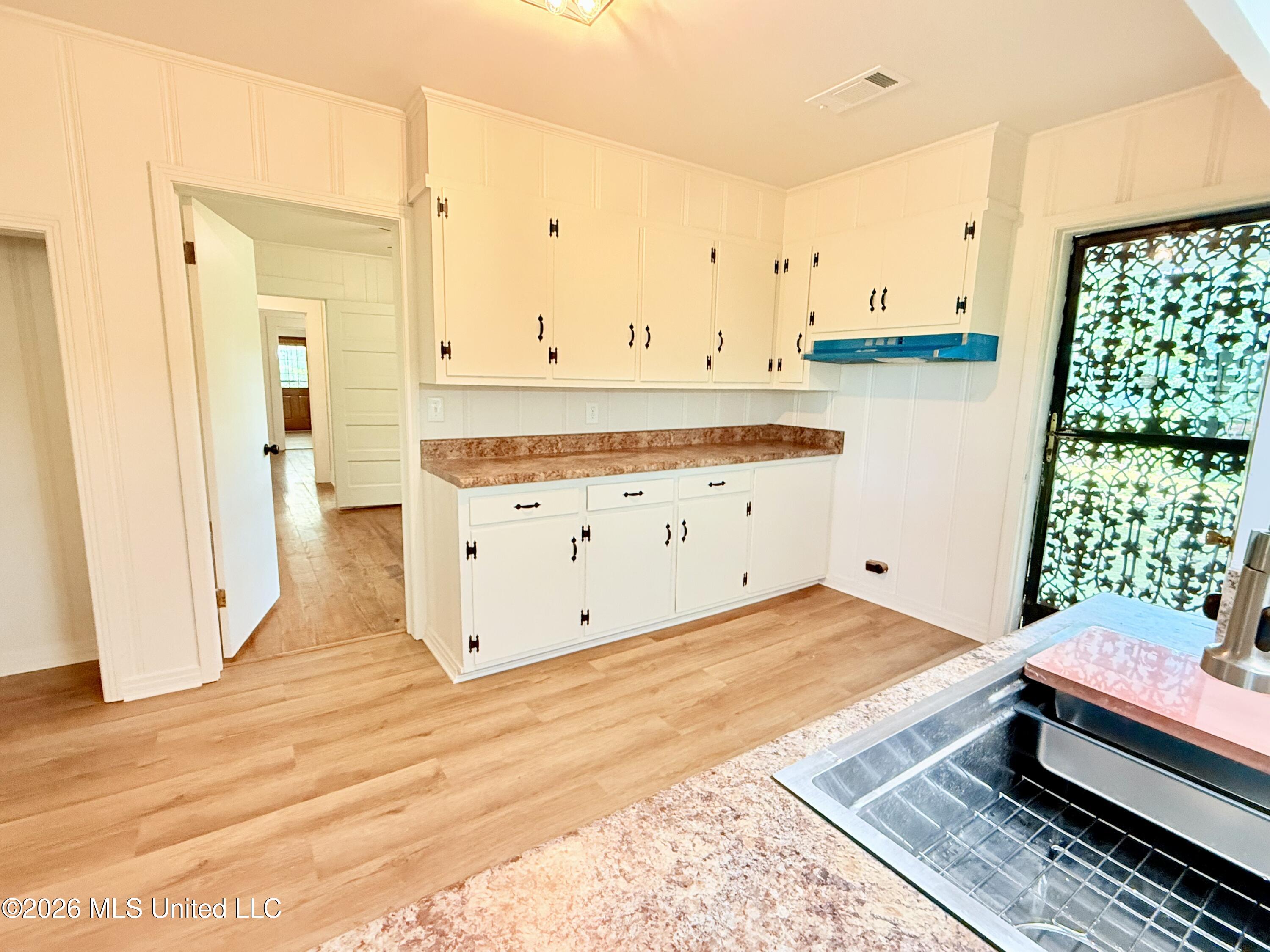 2590 Highway 51 Property Photo 16