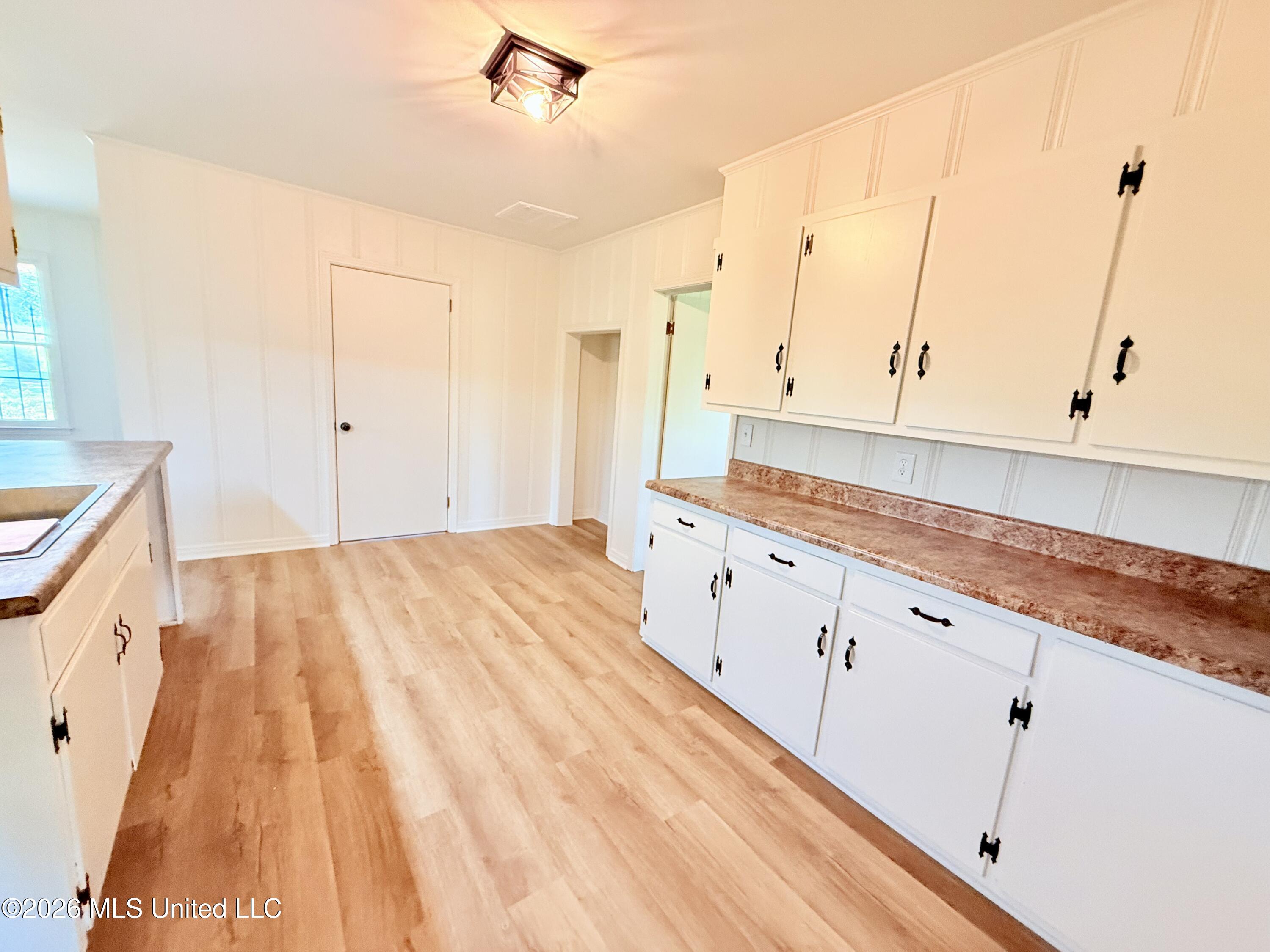 2590 Highway 51 Property Photo 17