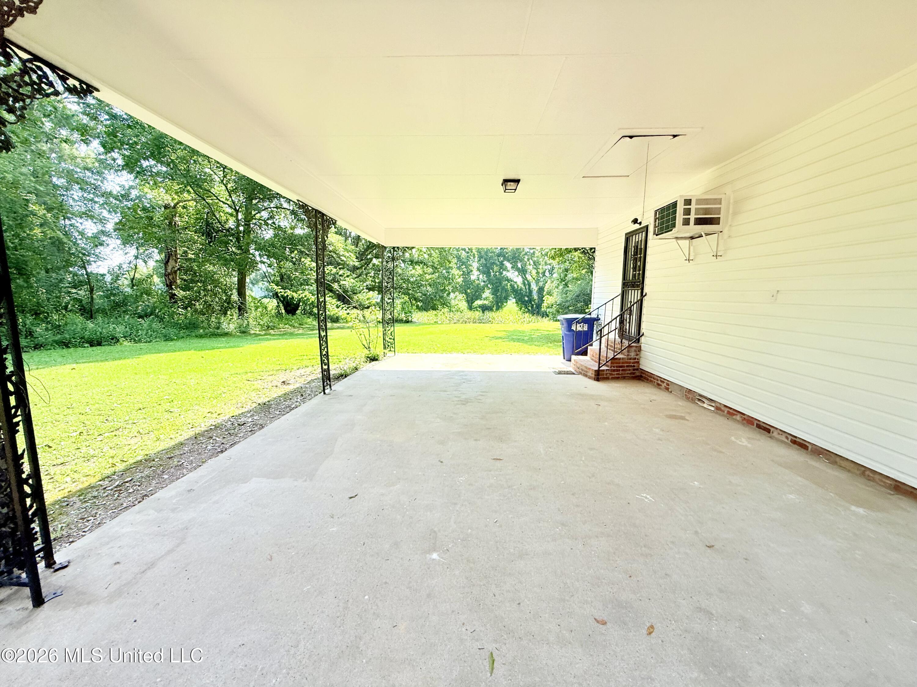 2590 Highway 51 Property Photo 22