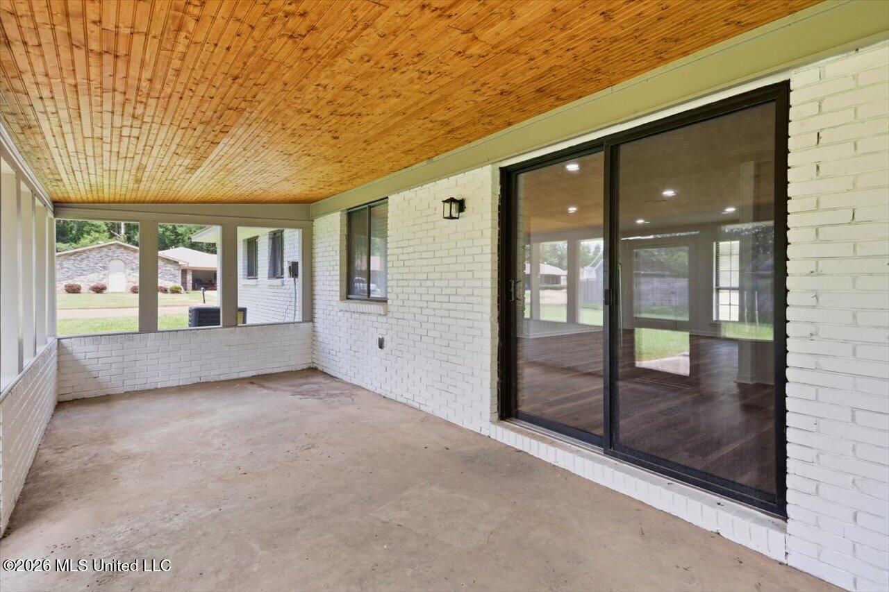 279 Trojan Drive Property Photo 17